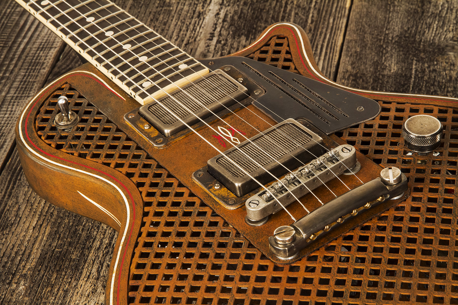 James Trussart Steeldeville Perf.front.back 2h Ht Eb #21179 - Rust O Matic Pinstriped Caged - Single-Cut-E-Gitarre - Variation 3
