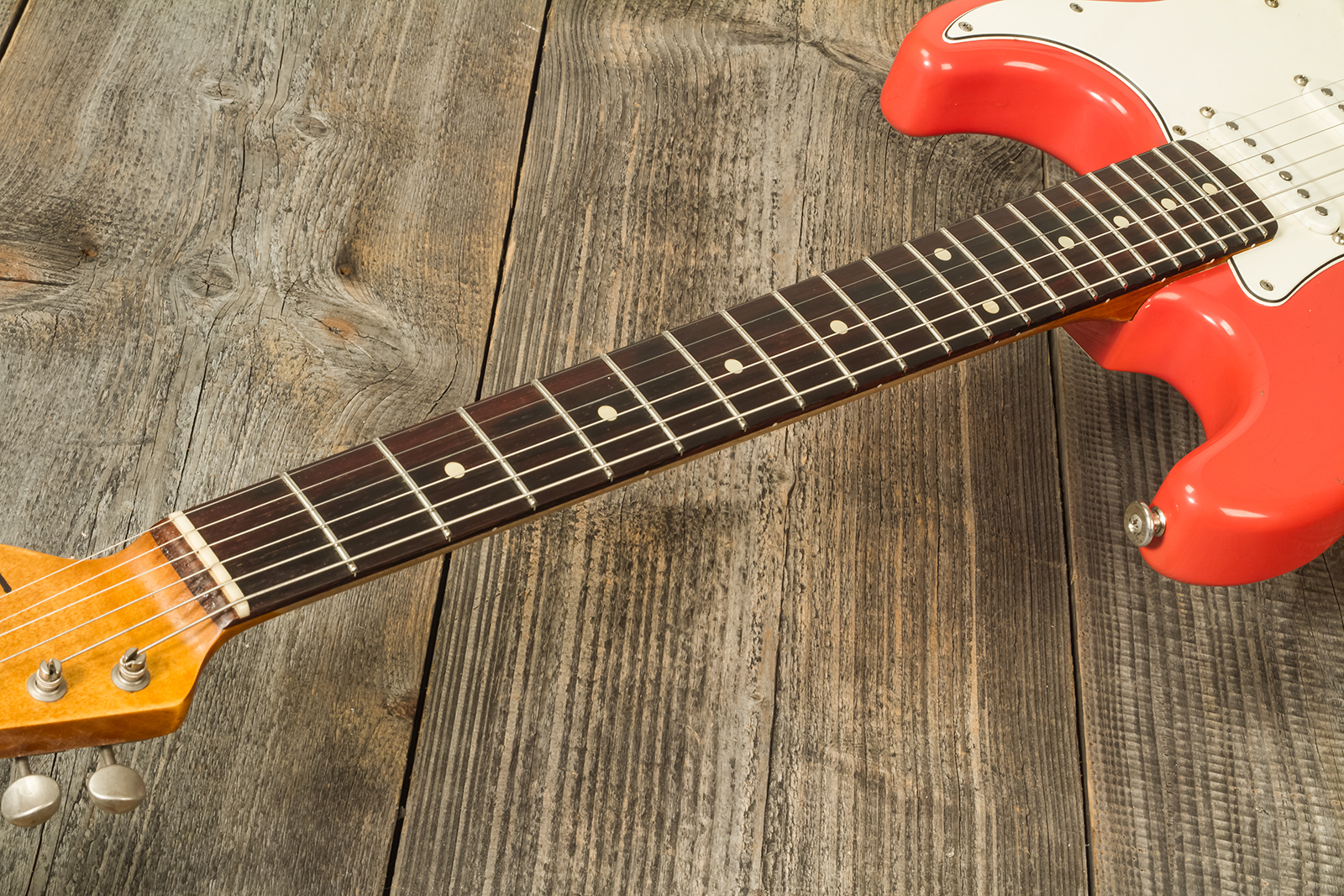 Haar Guitars Trad S 3s Lindy Fralin Trem Rw #42274 - Aged Fiesta Red - E-Gitarre in Str-Form - Variation 5