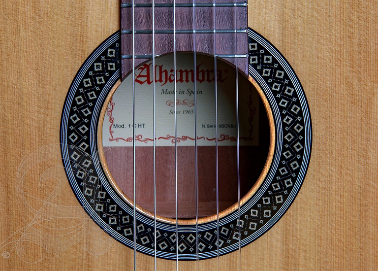 Alhambra 1 C Ht Hybrid Terra Ez Fishman 4/4 Cedre Sapele Rw +housse - Natural - Konzertgitarren 4/4 - Variation 2