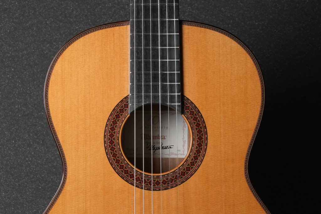 Alhambra 7 C Classic 4/4 Cedre Sapele Eb - Natural - Konzertgitarren 4/4 - Variation 2