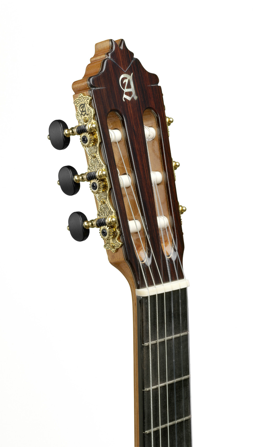 Alhambra 8 P Concert 4/4 Cedre Palissandre Eb +etui - Naturel - Konzertgitarren 4/4 - Variation 4