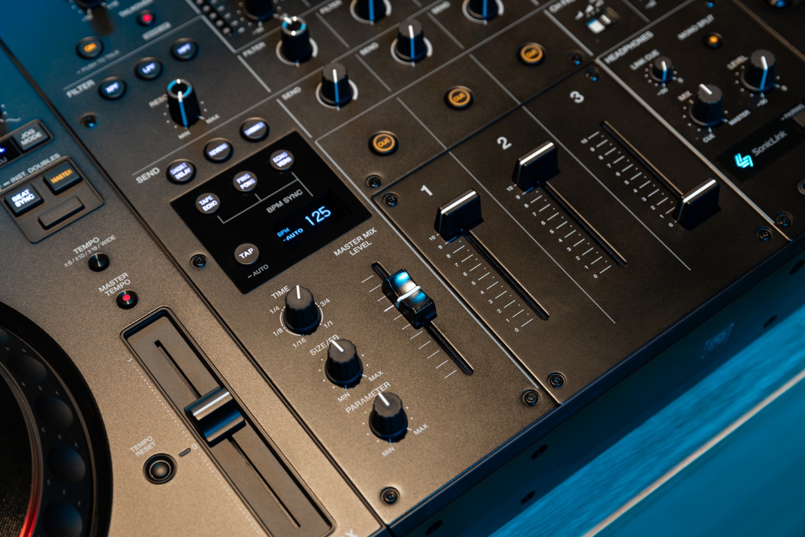 Alphatheta Djm-v5 - DJ-Mixer - Variation 7
