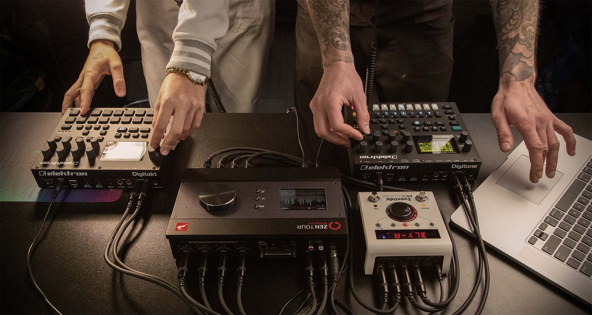 Antelope Audio Zen Tour Synergy Core - Thunderbolt audio interface - Variation 4