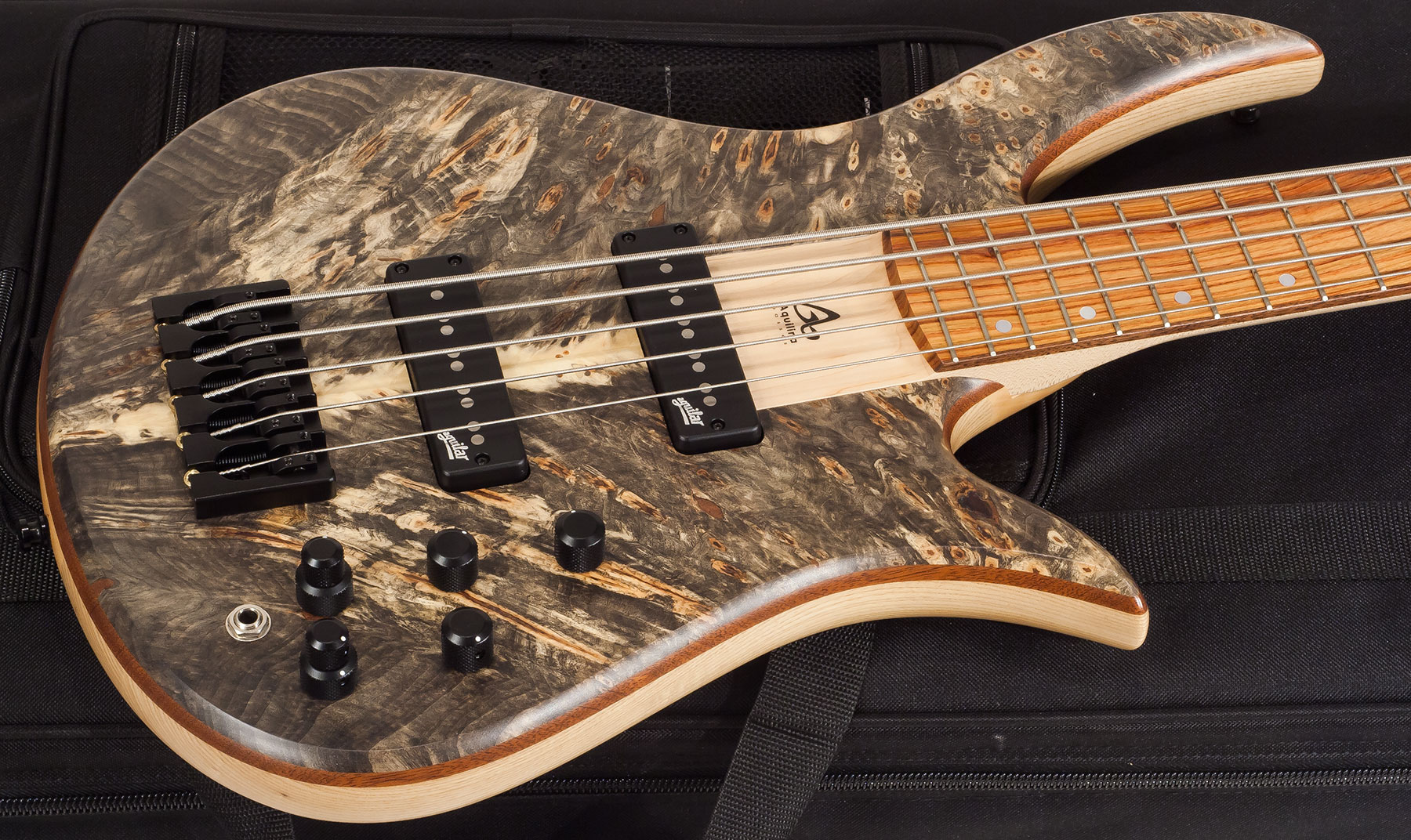 Aquilina Triton 5 Aulne/frene Active - Buckeyes Burl - Solidbody E-bass - Variation 1