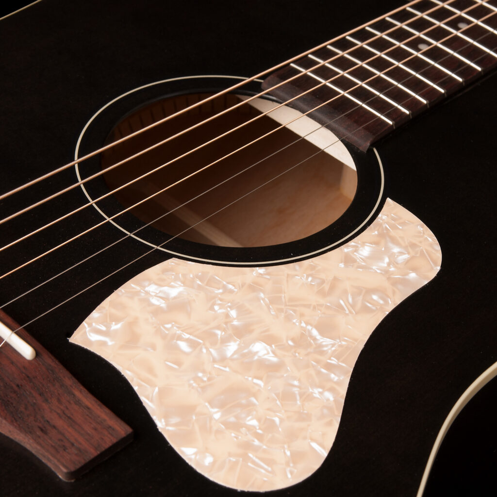 Art Et Lutherie Americana Presys Ii Dreadnought Cedre Merisier Rw - Faded Black - Elektroakustische Gitarre - Variation 3