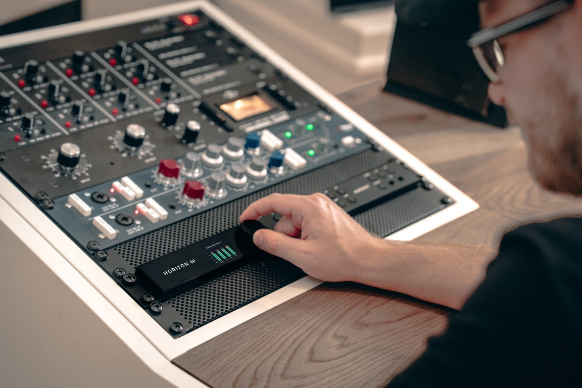 Audient Horizon 8p - Thunderbolt audio interface - Variation 17