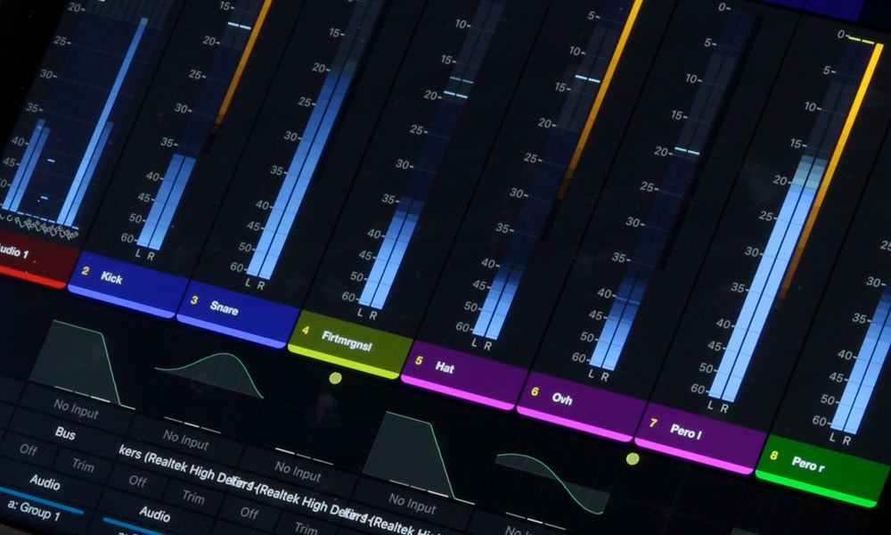 Avid S1 - Avid Schnittstellen und Controller - Variation 3