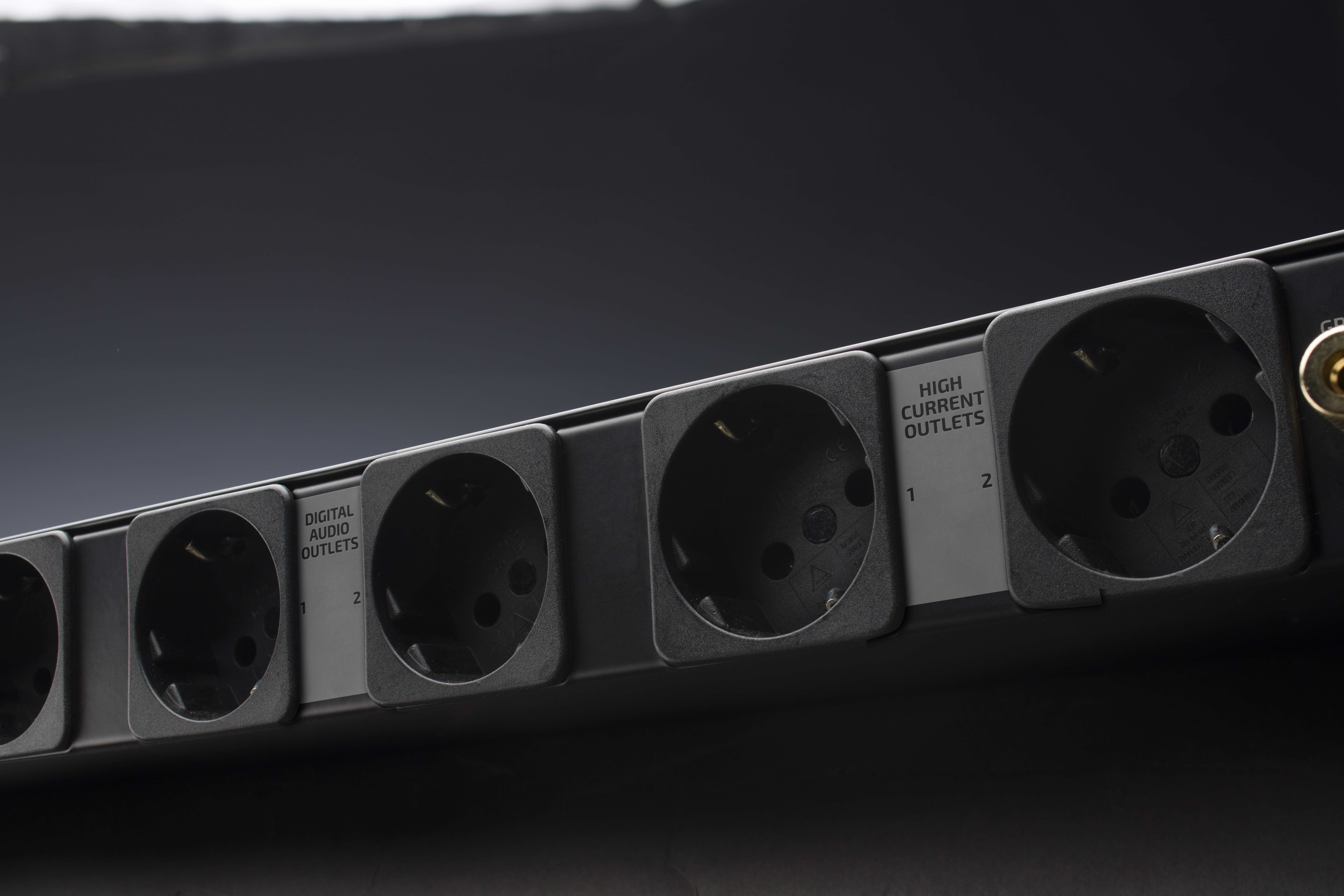 Black Lion Audio Pg-1 Type F - Konverter - Variation 2