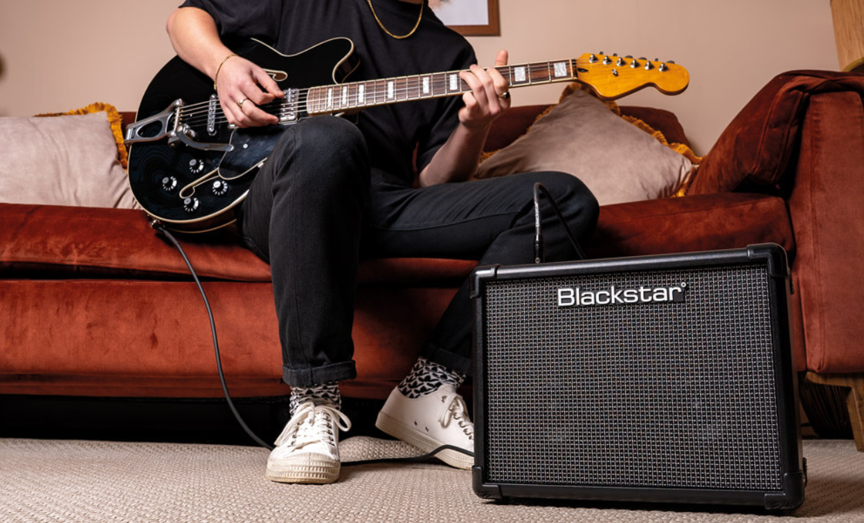 Blackstar Id:core V4 Stereo 10 Bluetooth 2x5w 2x3 - Combo für E-Gitarre - Variation 5