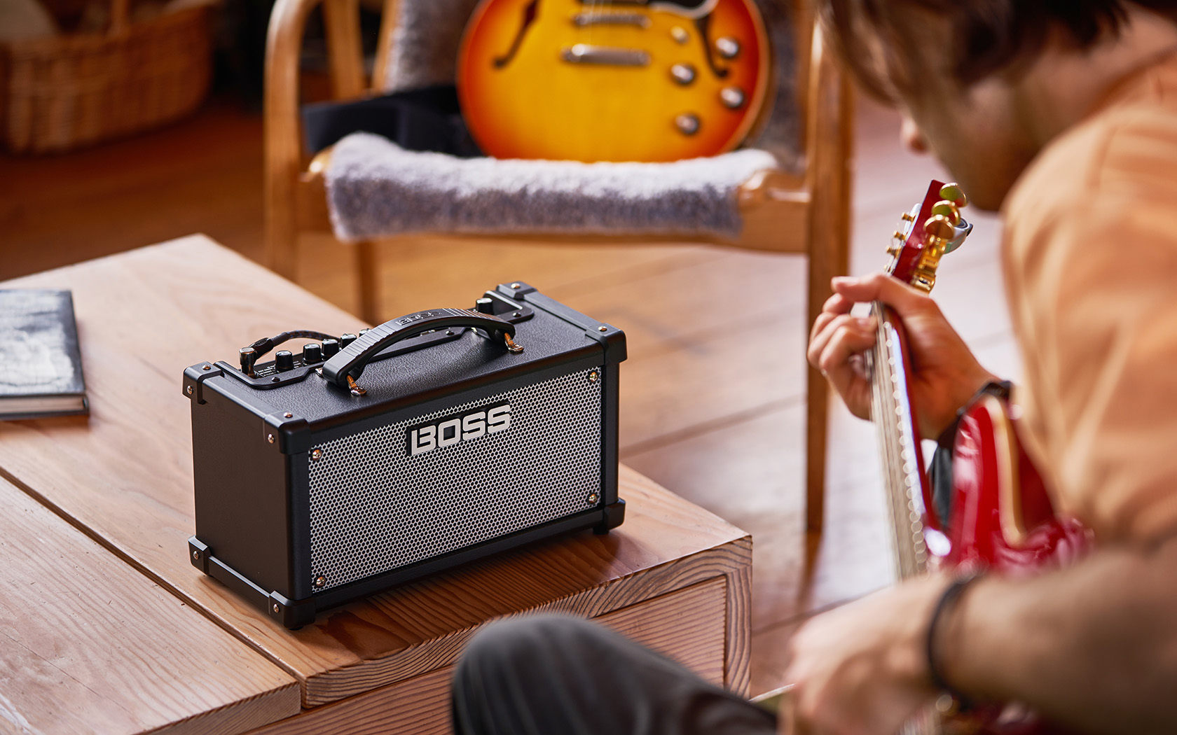 Boss Dual Cube Lx 10w 2x4 - Combo für E-Gitarre - Variation 3