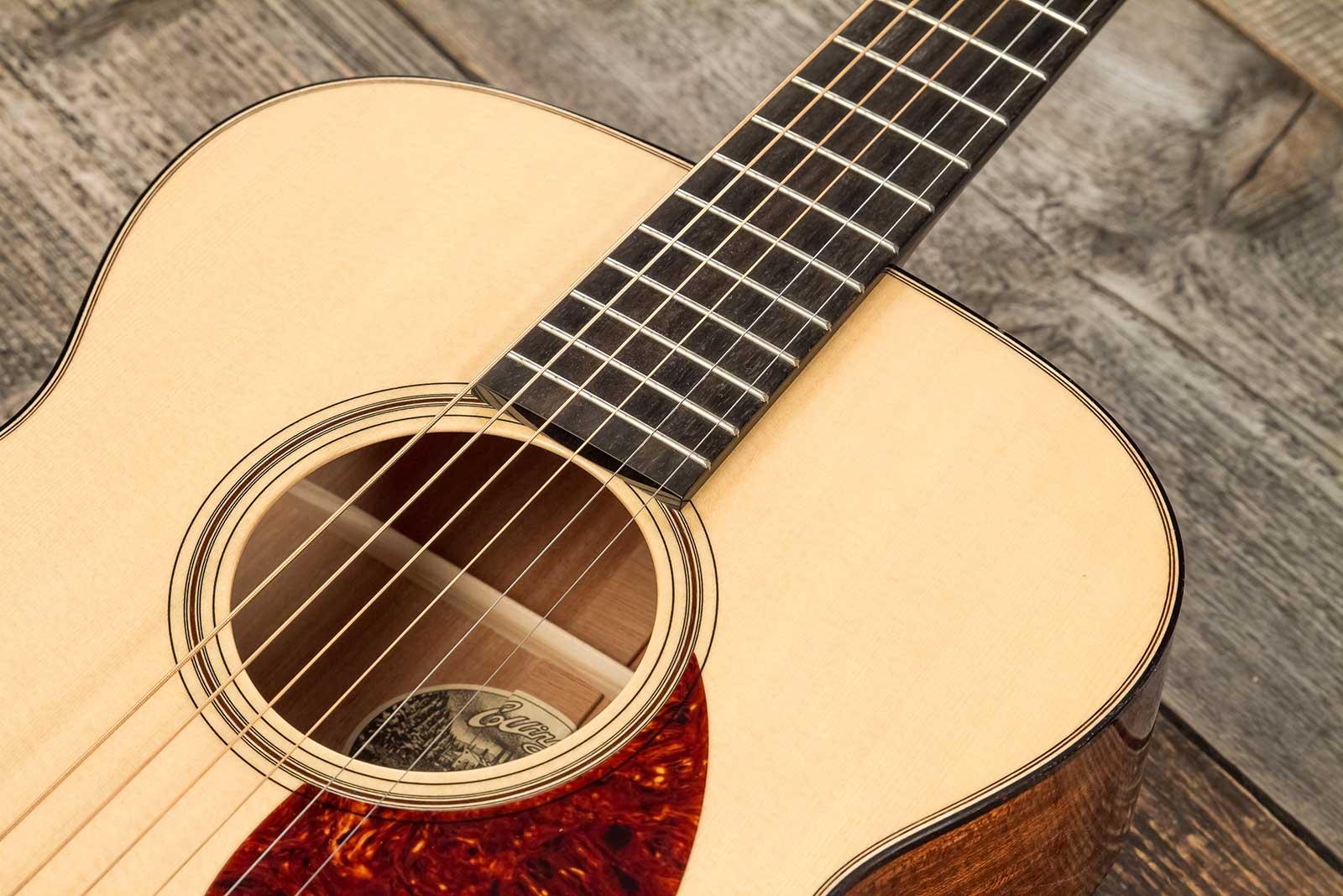 Collings 001 14-fret Traditional Grand Concert Epicea Acajou Eb #34443 - Natural - Folk-Gitarre - Variation 4