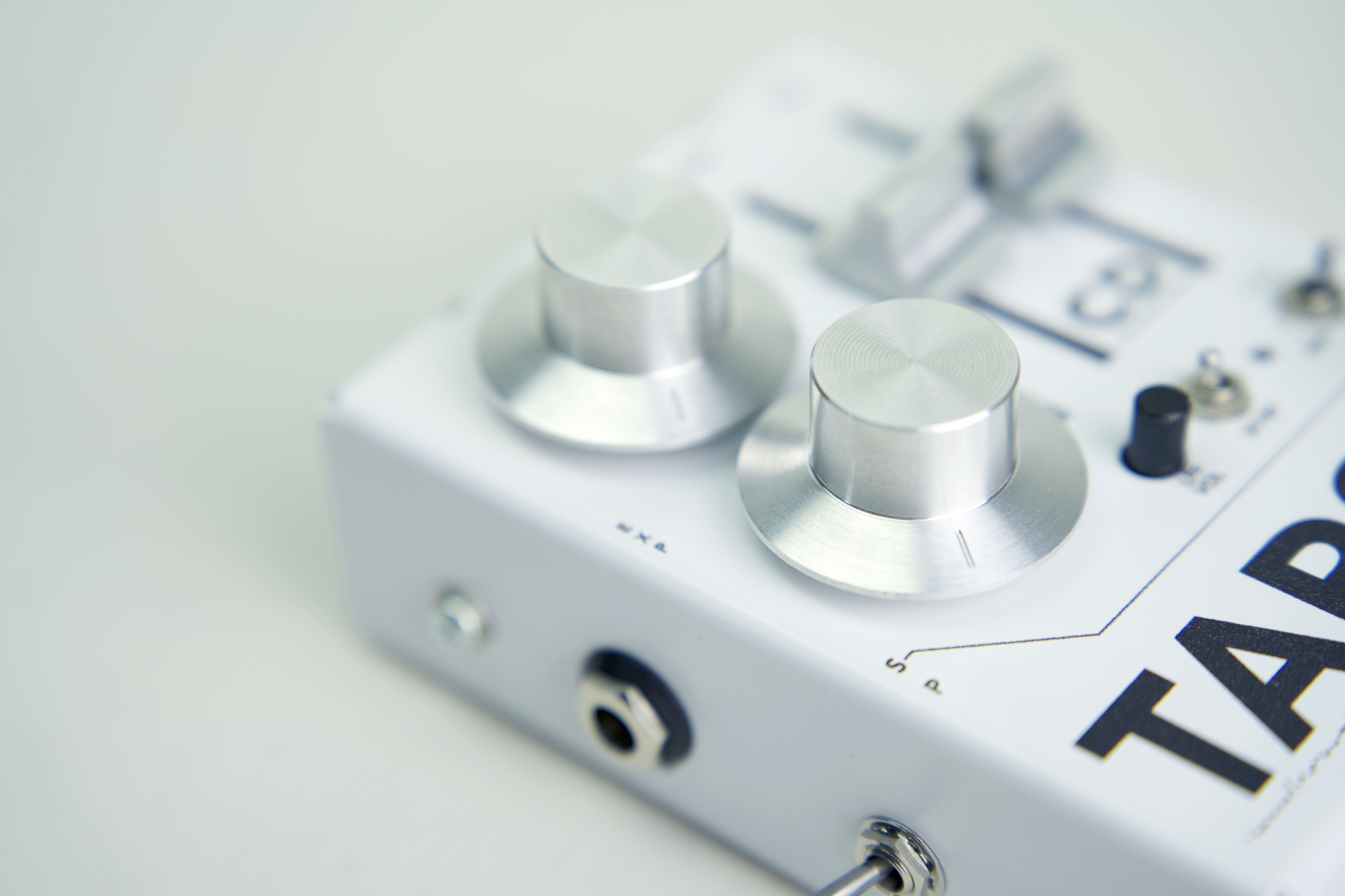 Collision Devices Tars Synth Fuzz Silver On White - Overdrive/Distortion/Fuzz Effektpedal - Variation 1