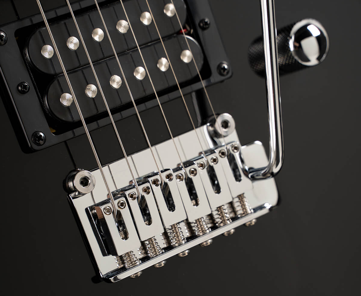 Cort X200 Hsh Trem Jat - Black - E-Gitarre in Str-Form - Variation 3
