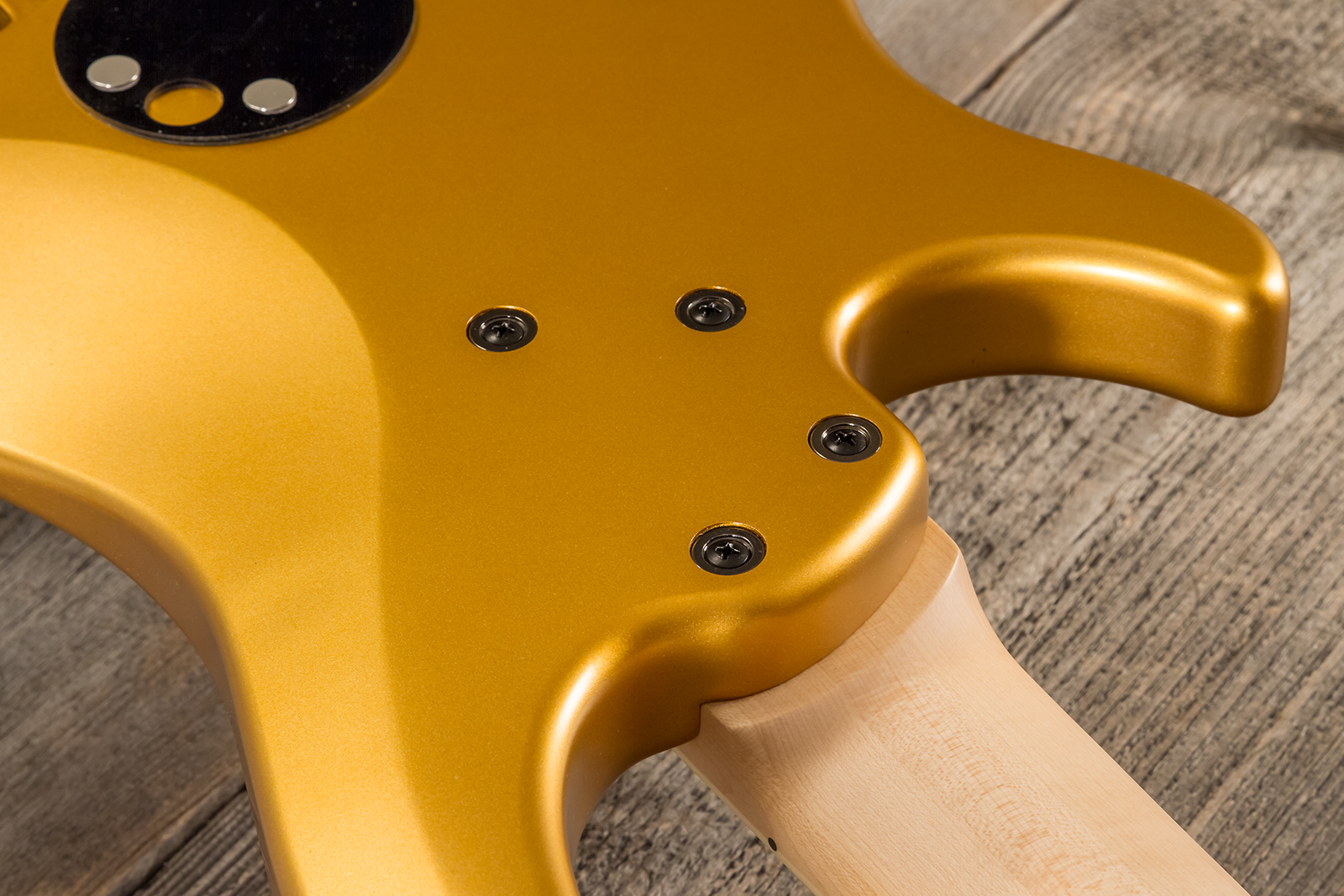 Dingwall Adam Nolly Getgood Ng3 5c Signature 3pu Active Mn - Gold Matte - Solidbody E-bass - Variation 9