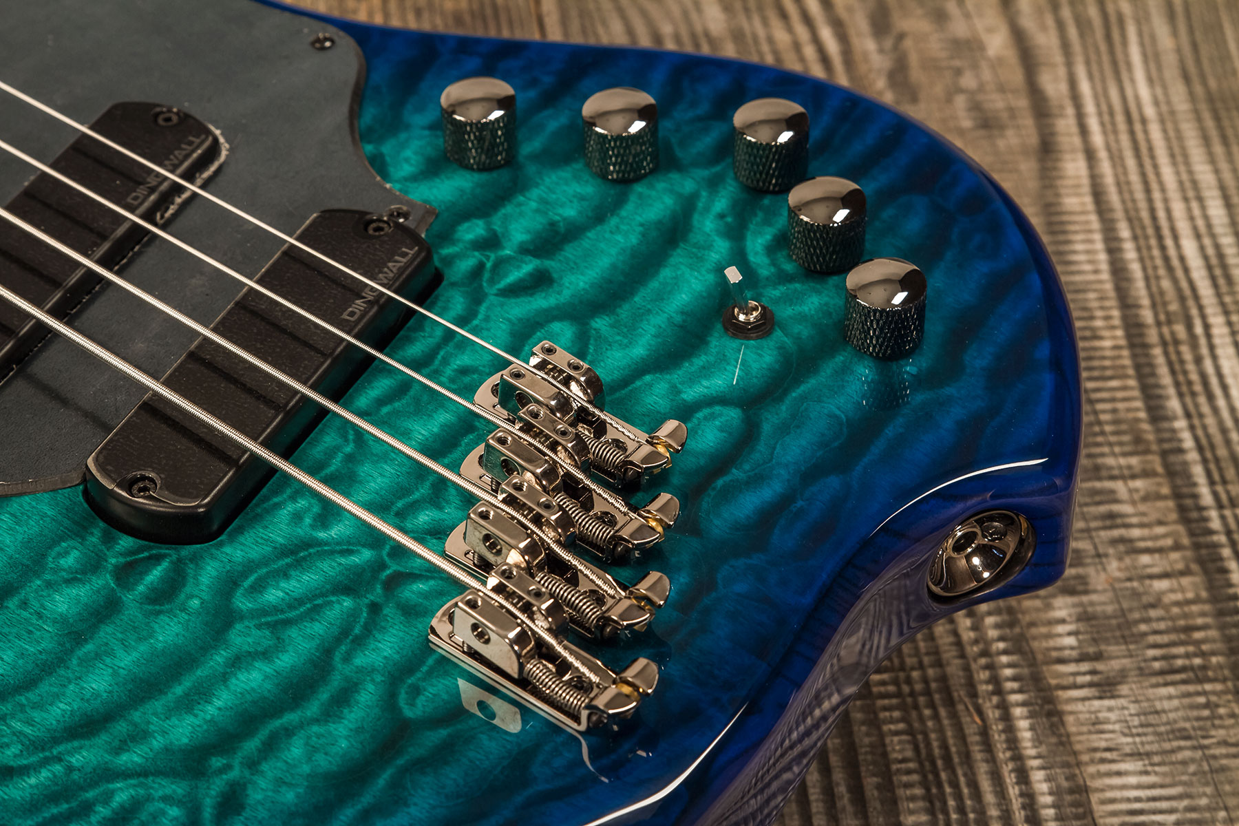 Dingwall Combustion Cb2 4c 2pu Active Pf - Whalepool Burst - Solidbody E-bass - Variation 4