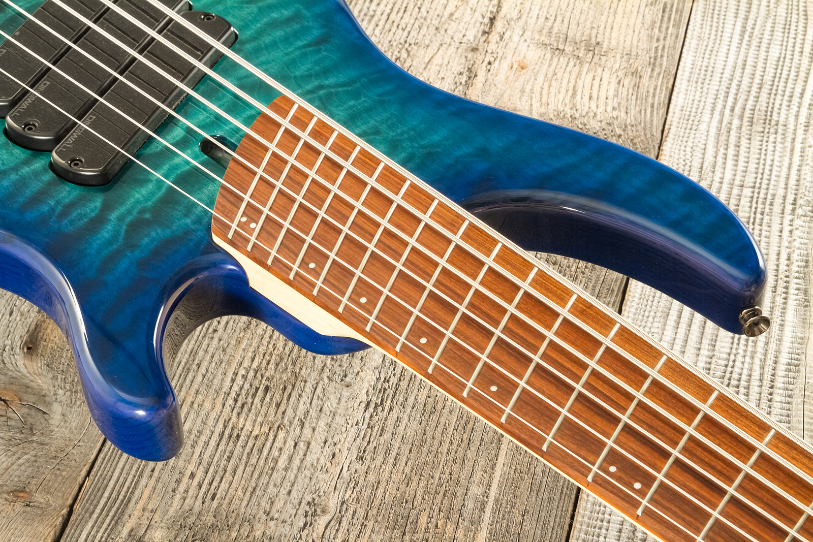 Dingwall Combustion Cb3 6c 3pu Active Pf - Whalepool Burst - Solidbody E-bass - Variation 4