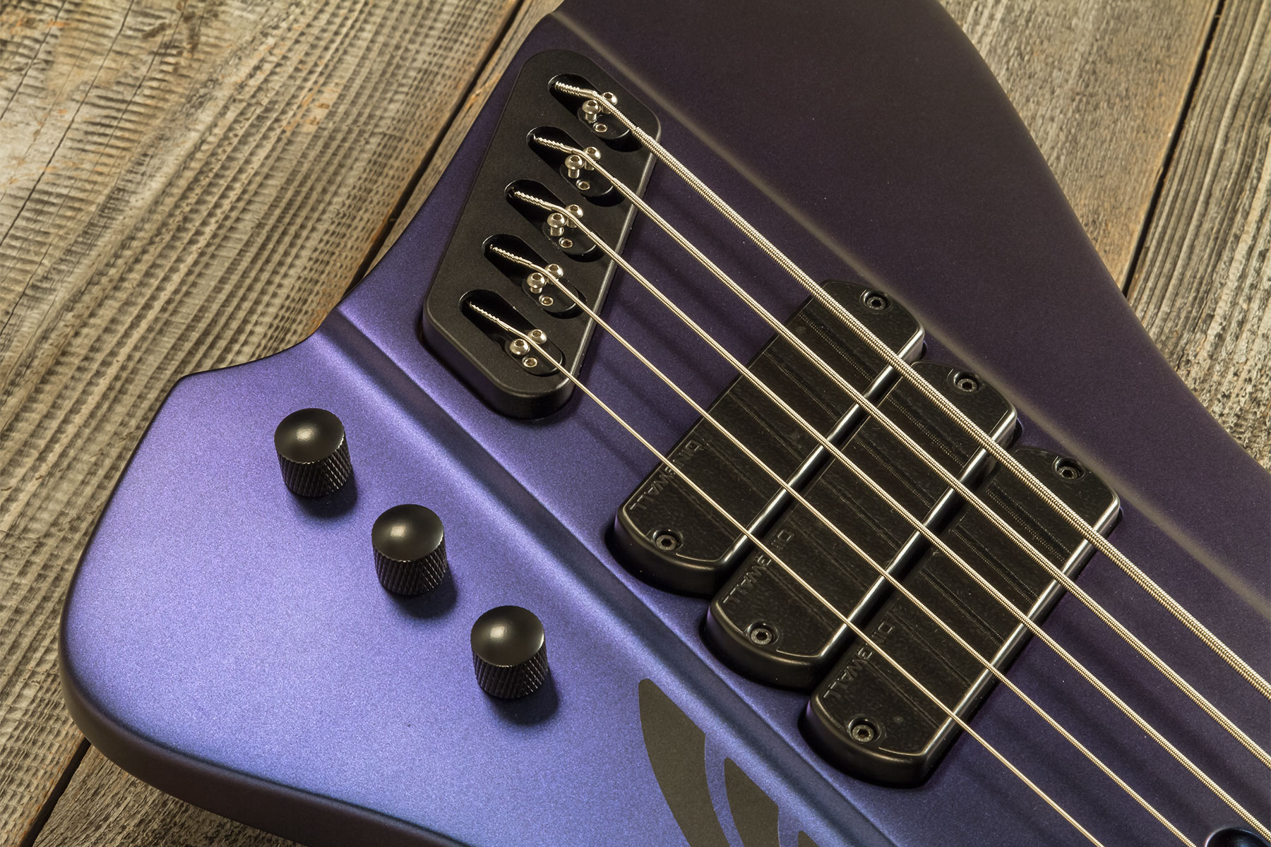 Dingwall D-roc Standard-3 5c 3pu Active Pf - Blue To Purple Colorshift - Solidbody E-bass - Variation 3