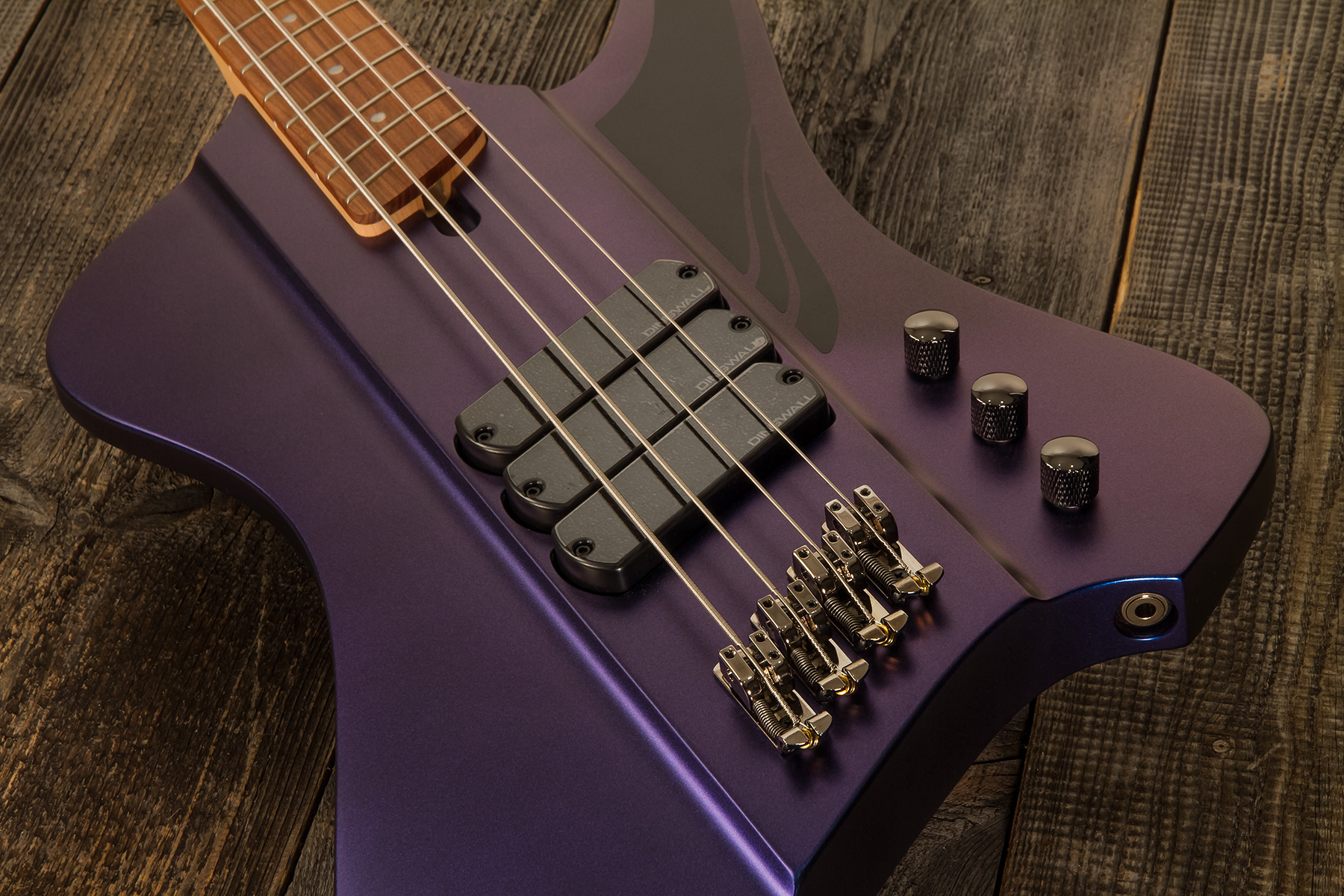 Dingwall D-roc Standard 4c 3-pickups Pf - Blue To Purple Colorshift - Solidbody E-bass - Variation 3