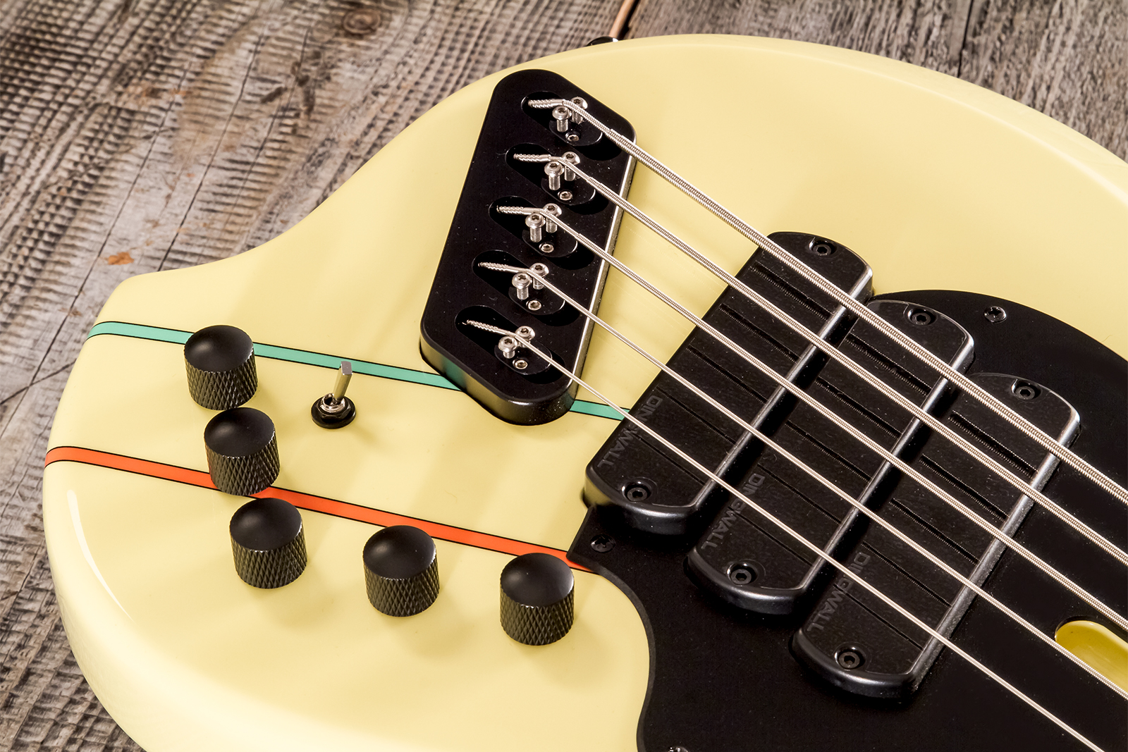 Dingwall John Taylor Rio Dream Jt3 5c Ltd Signature 3pu Active Mn - Creme - Solidbody E-bass - Variation 7