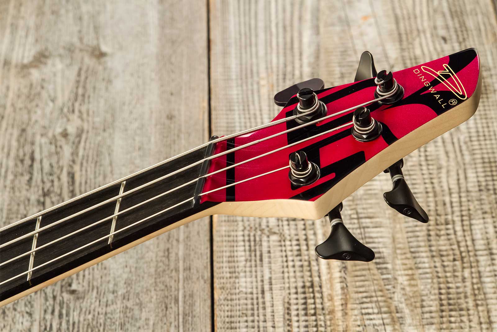 Dingwall John Taylor Rio Dream Jt3 Ltd 4c 3pu Active Eb - Cranberry Pearl - Solidbody E-bass - Variation 8