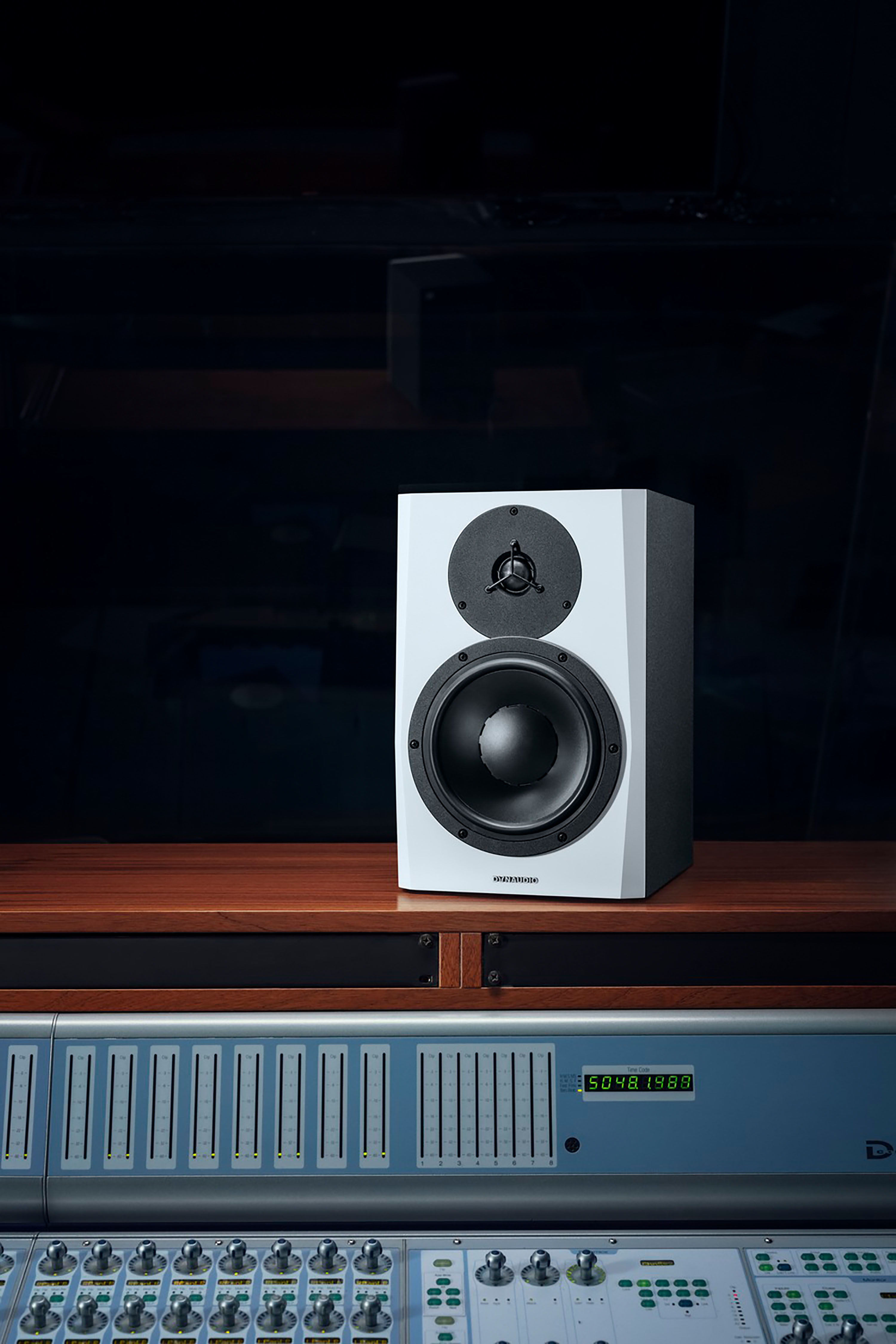 Dynaudio Lyd 8 B/w - La PiÈce - Aktive studio monitor - Variation 4
