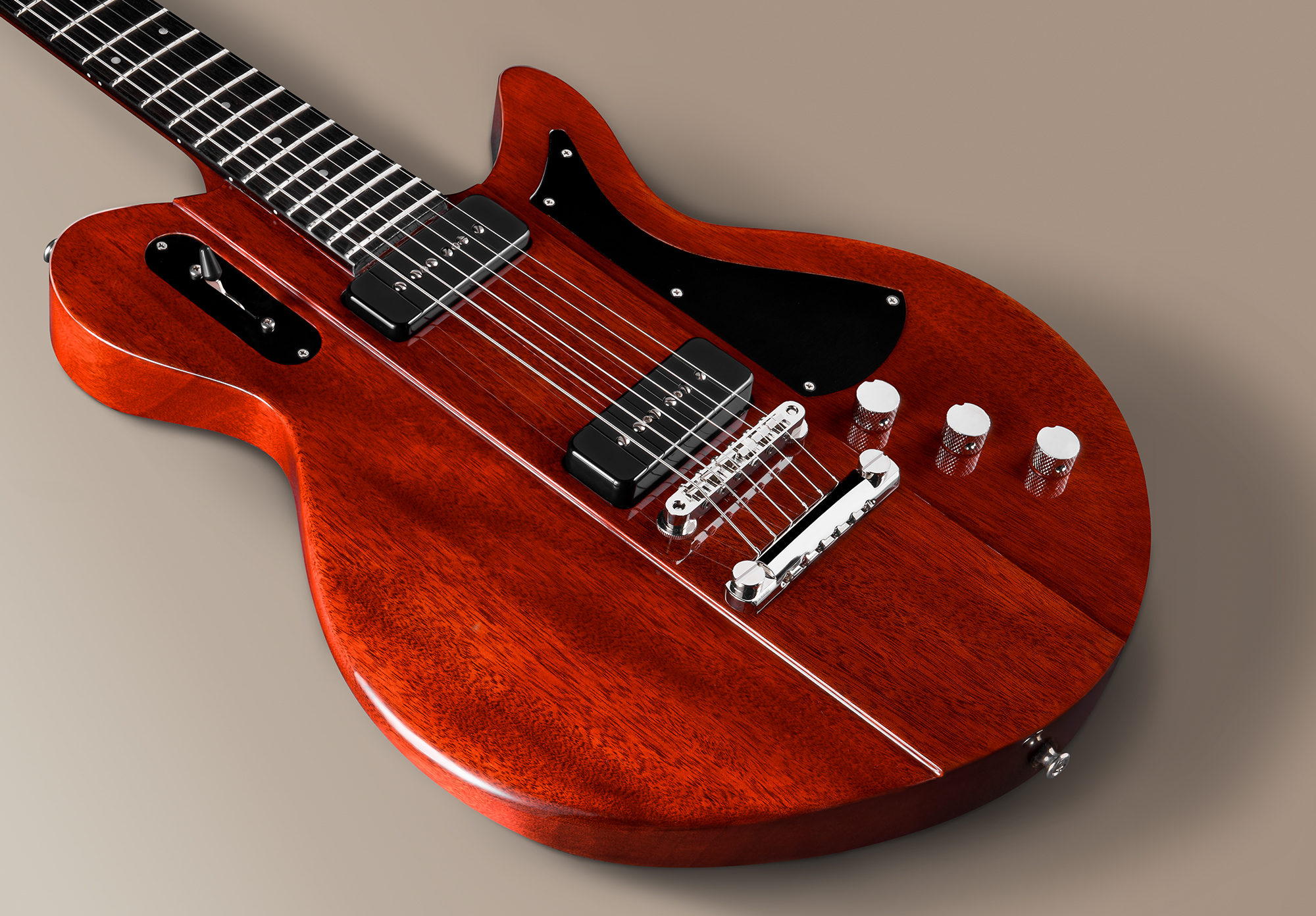 Eastman Juliet 2p90 Ht Eb - Truetone Gloss Vintage Red - Retro-Rock-E-Gitarre - Variation 2