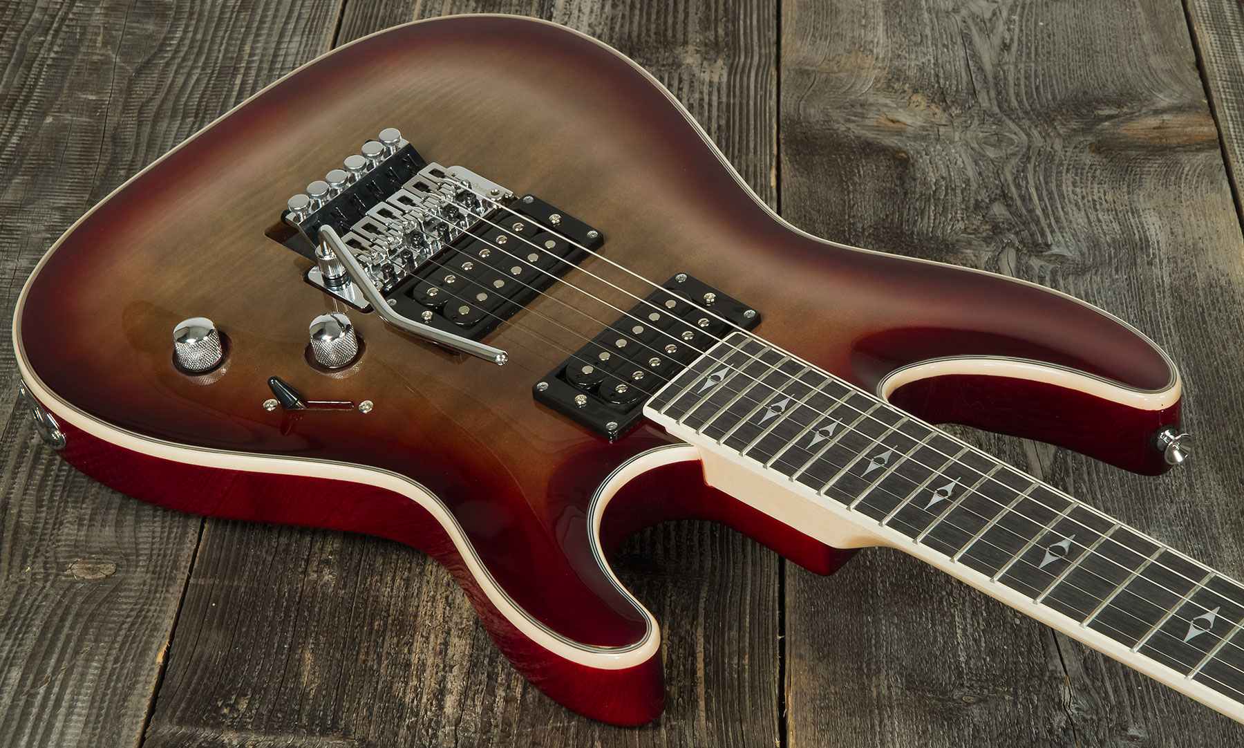 Eastone Metdc100 +blackstar Debut 10 +cable +clip-on Tuner +mediators +housse +courroie - Black Flames - E-Gitarre Set - Variation 2