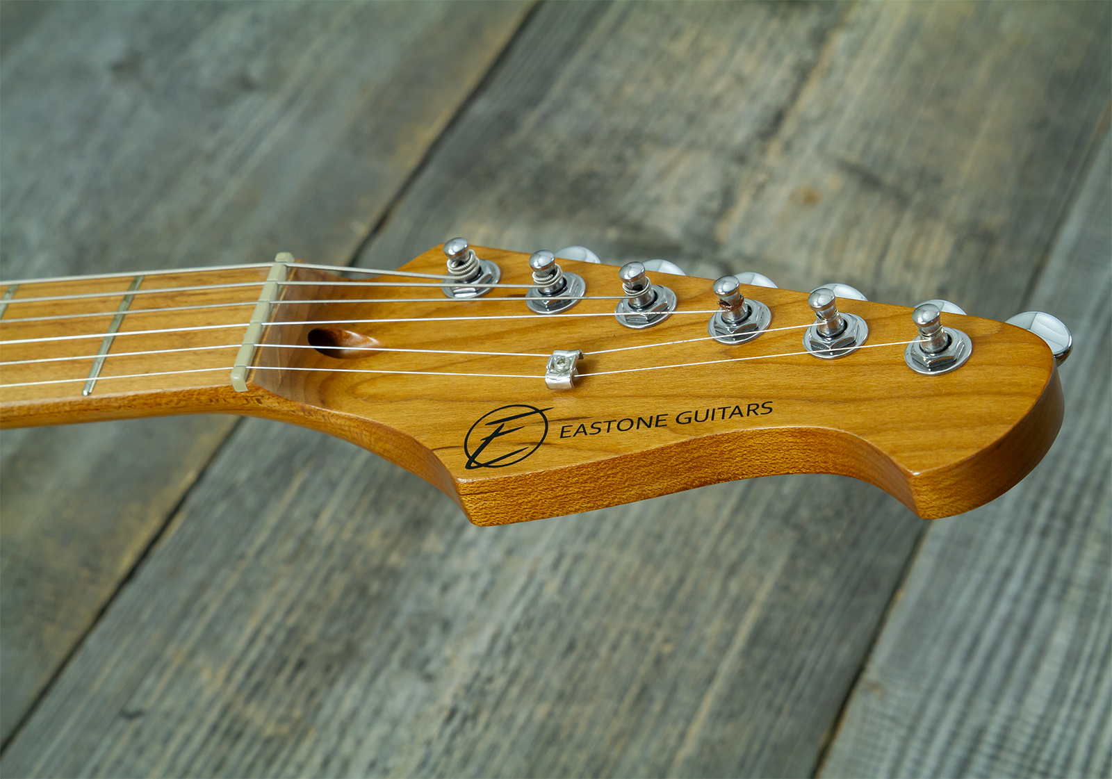 Eastone St100r-blk-mn 3s Trem Mn - Black - E-Gitarre in Str-Form - Variation 9