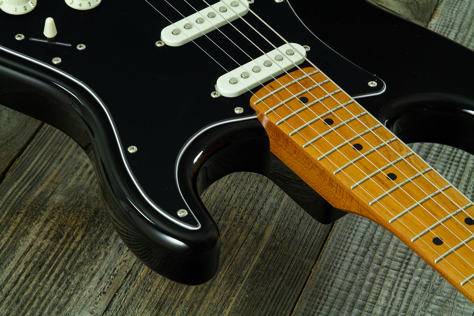 Eastone St100r-blk-mn 3s Trem Mn - Black - E-Gitarre in Str-Form - Variation 4