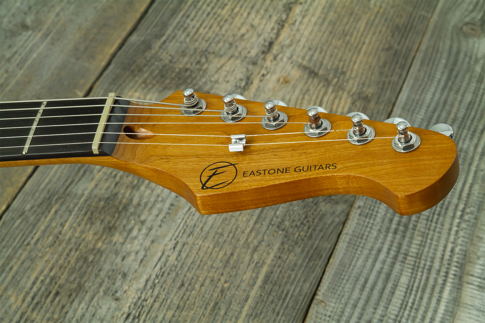 Eastone St100r-mr-rw 3s Trem Rw - Candy Apple Red - E-Gitarre in Str-Form - Variation 10