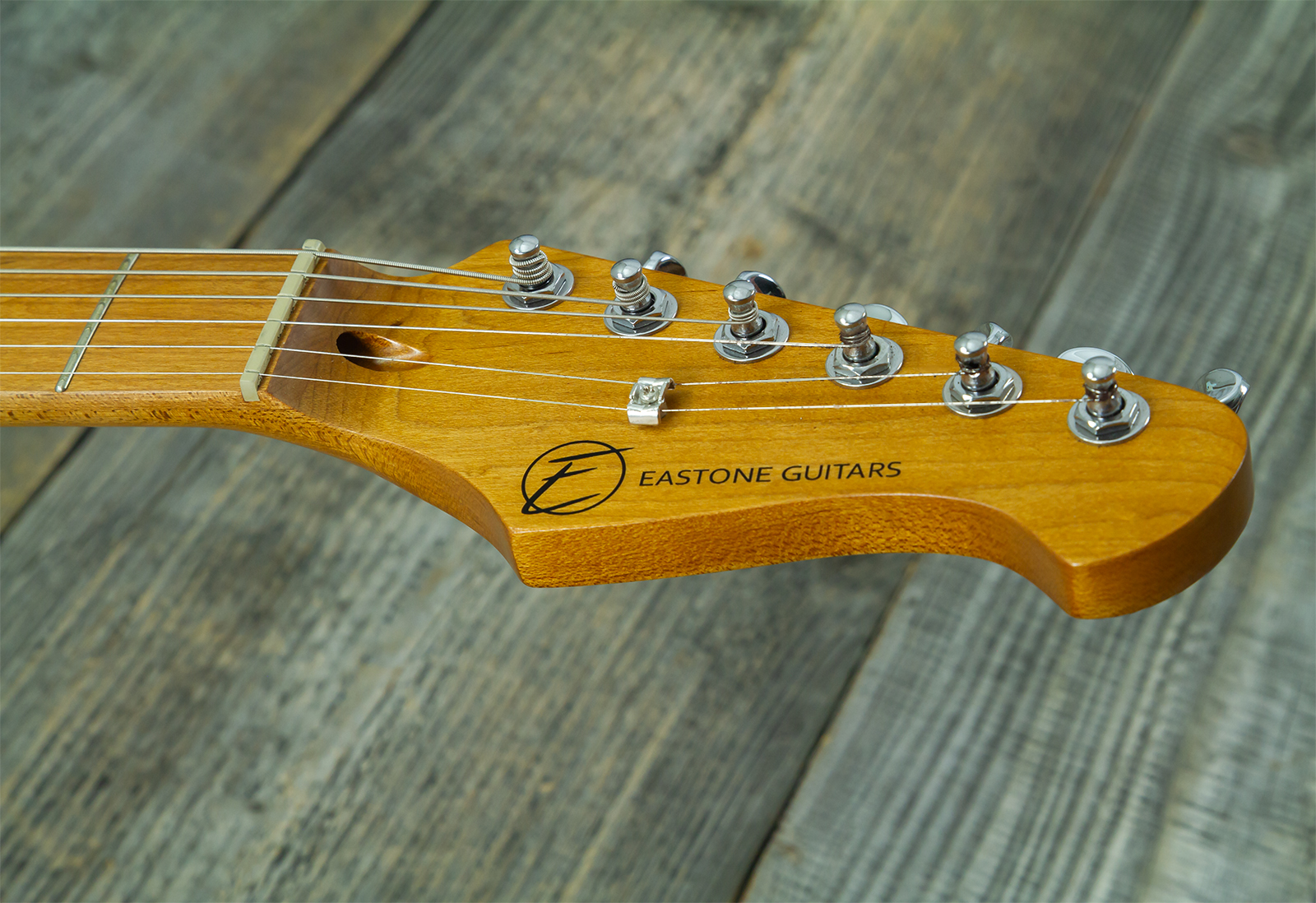 Eastone St150r-blk-rw Hss Trem Mn - Black - E-Gitarre in Str-Form - Variation 9