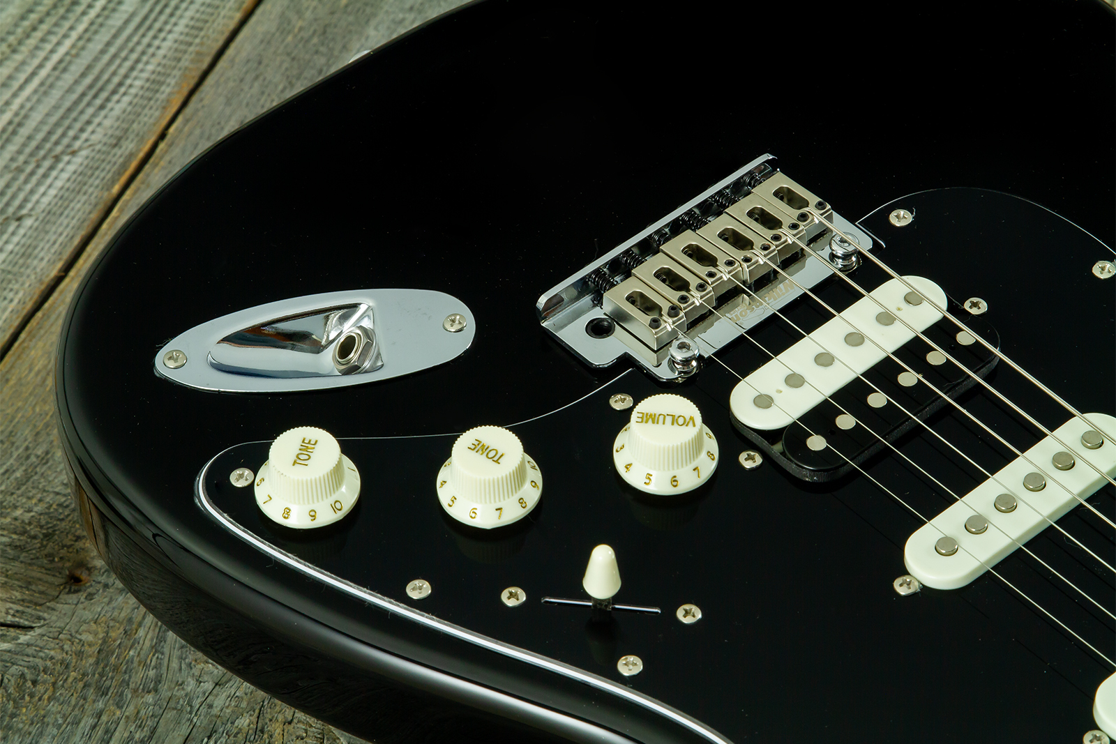 Eastone St150r-blk-rw Hss Trem Mn - Black - E-Gitarre in Str-Form - Variation 3