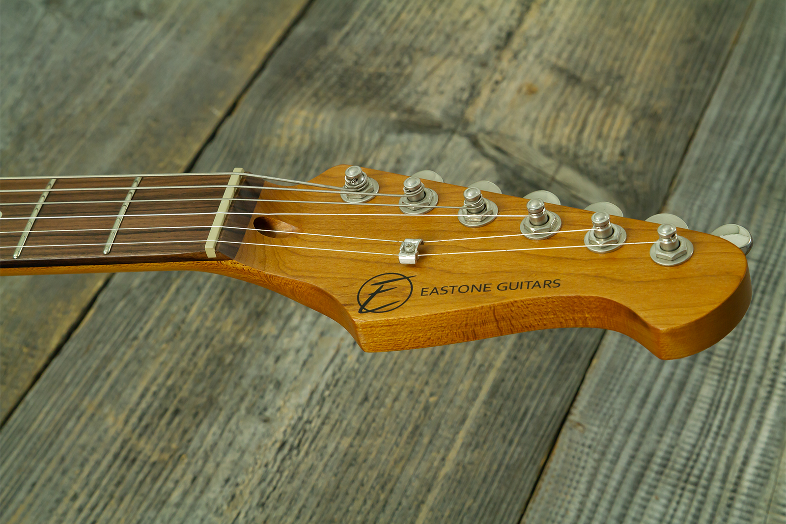 Eastone St550r-fs2t-rw Hss Trem Rw - 2-tone Burst - E-Gitarre in Str-Form - Variation 9