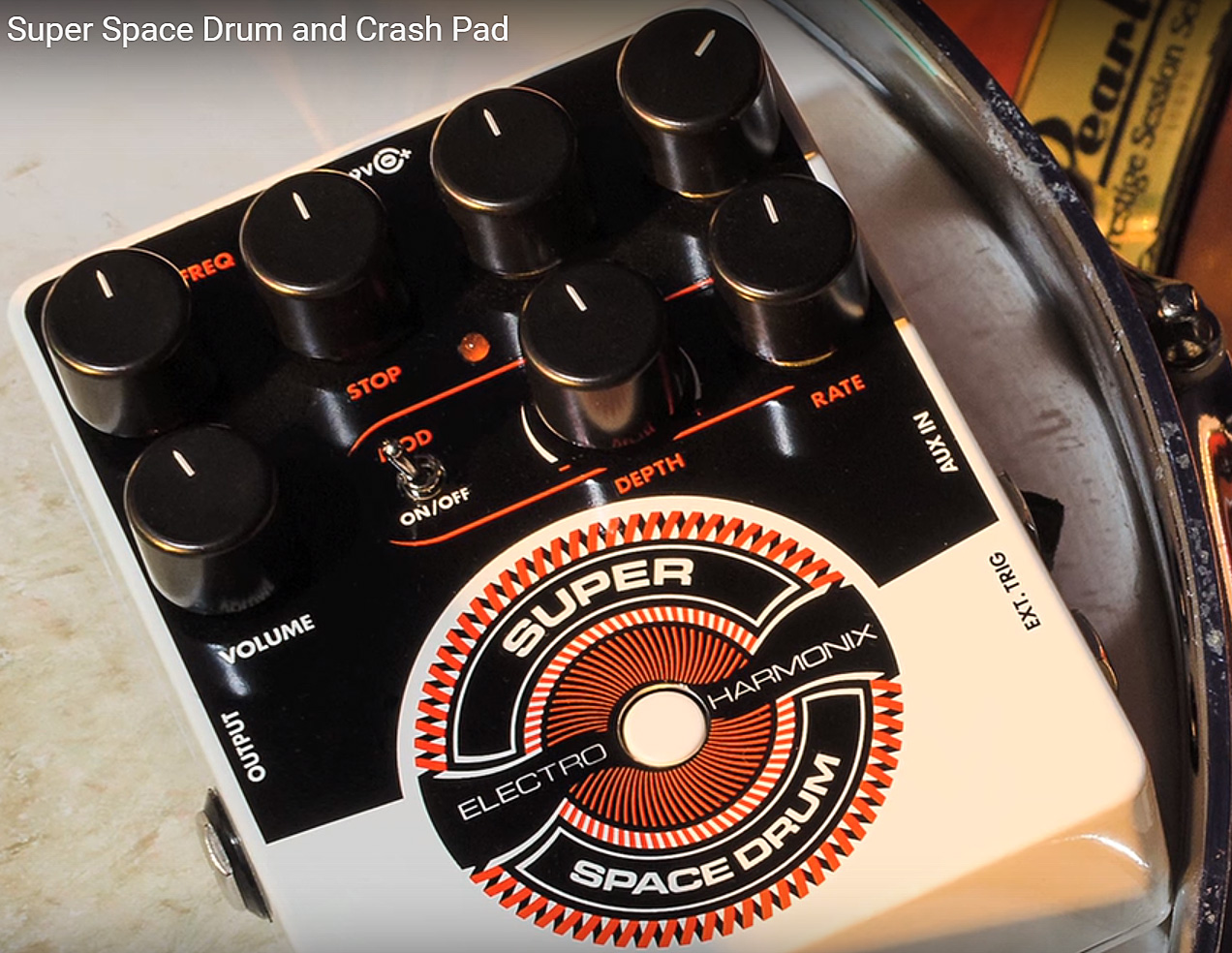 Electro Harmonix Super Space Drum Analog Drum Synthesizer - Harmonizer Effektpedal - Variation 1