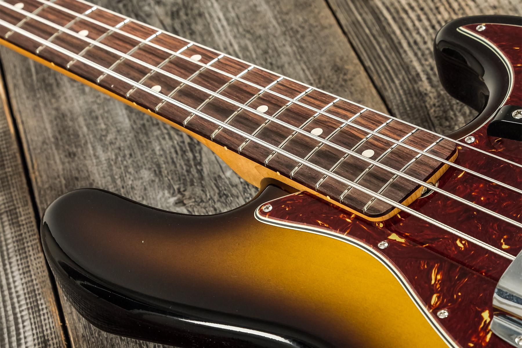 Fender Custom Shop Jazz Bass 1964 Rw #r126513 - Closet Classic 2-color Sunburst - Solidbody E-bass - Variation 4