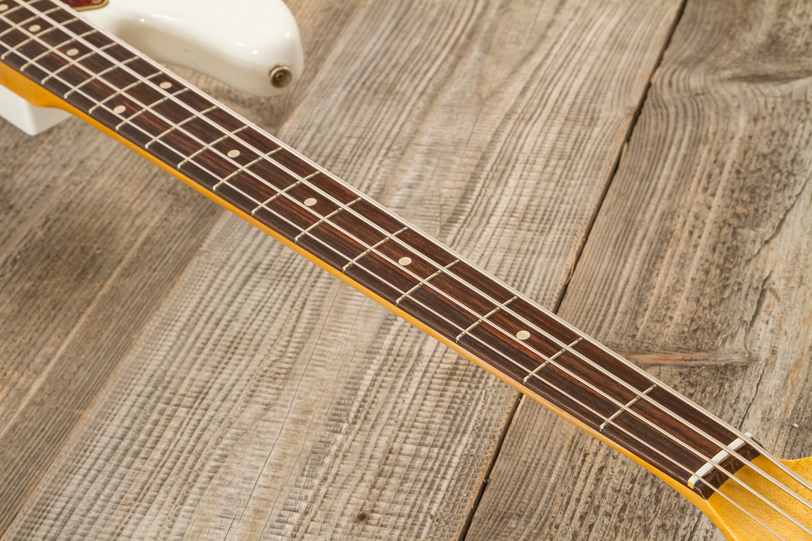 Fender Custom Shop Jazzbass 1964 Rw #r145112 - Journeyman Relic Olympic White - Solidbody E-bass - Variation 6