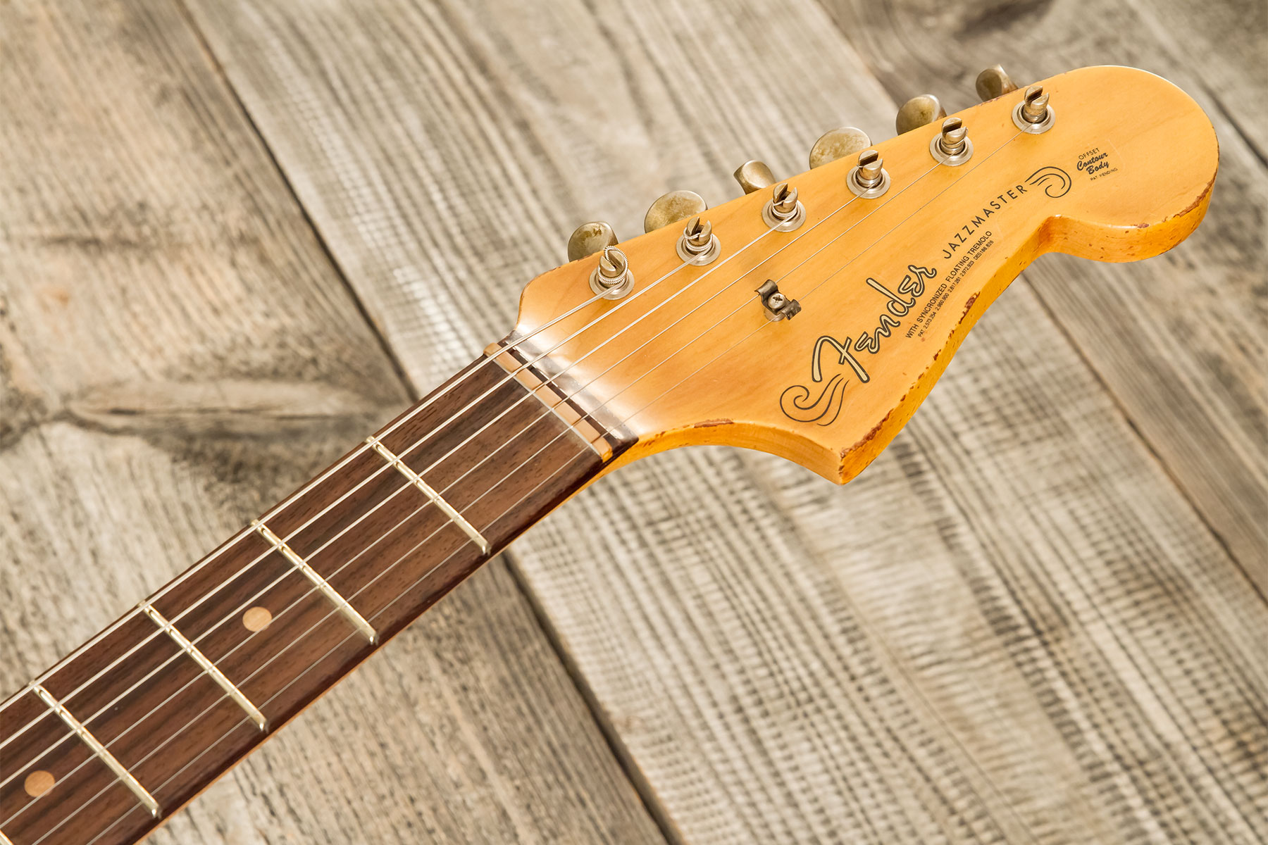 Fender Custom Shop Jazzmaster 1962 2s Trem Rw #r132659 - Heavy Relic Shell Pink O. 3-color Sunburst - Retro-Rock-E-Gitarre - Variation 11