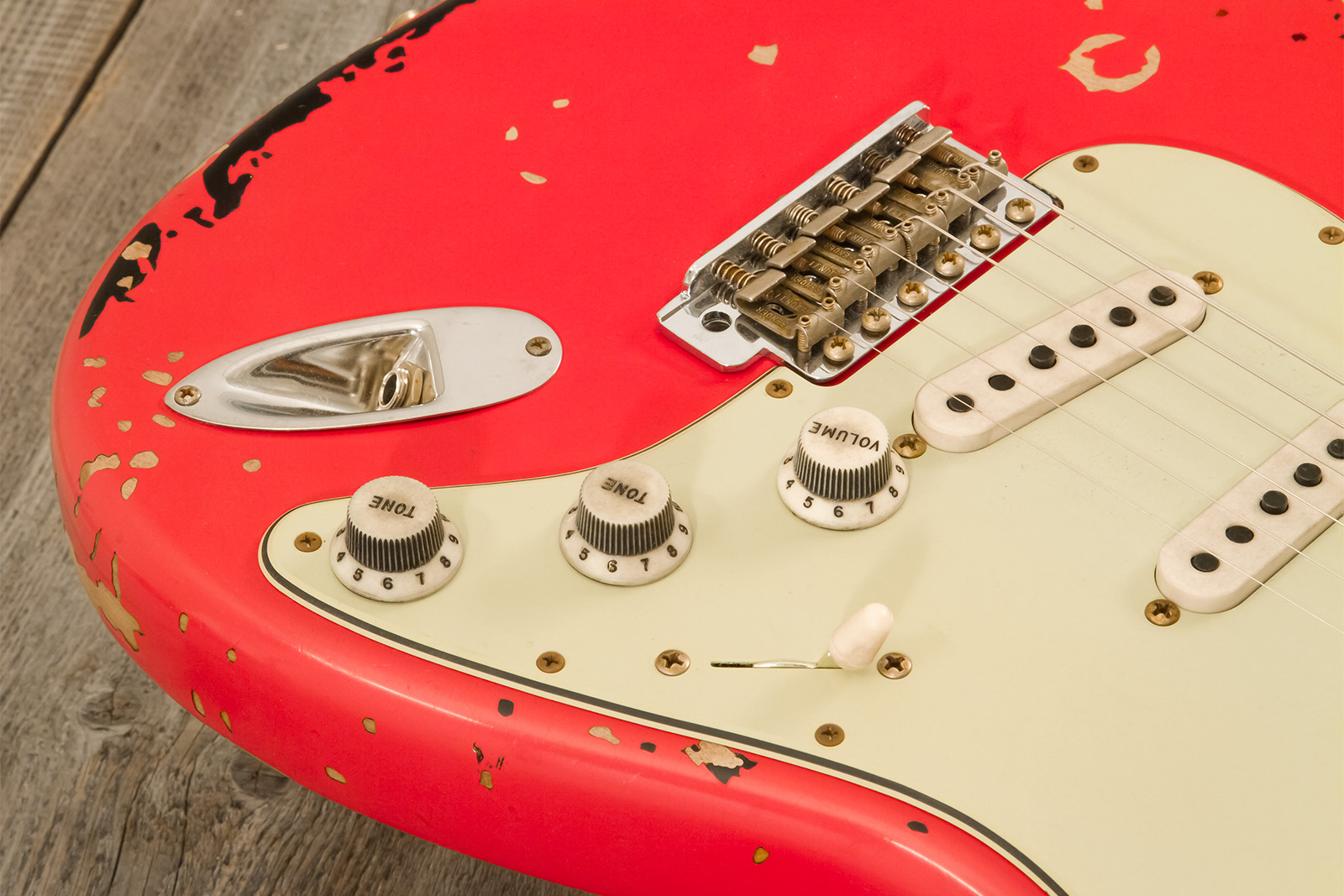 Fender Custom Shop Michael Landau Strat 1963 Signature Trem 3s #r133864 - Relic Fiesta Red O. 3-color Sunburst - E-Gitarre in Str-Form - Variation 4