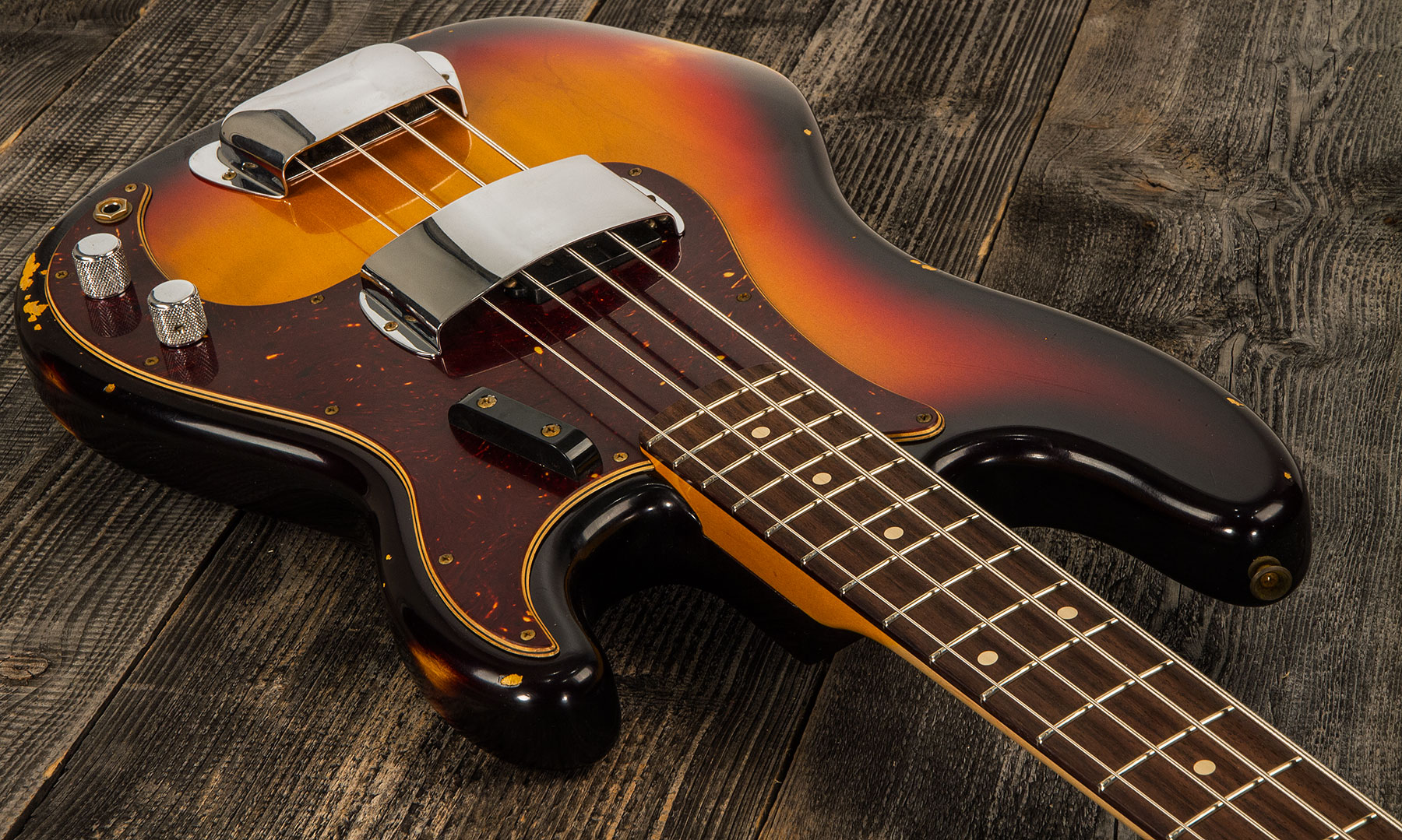 Fender Custom Shop Precision Bass 1961 Rw #cz556533 - Relic 3-color Sunburst - Solidbody E-bass - Variation 1