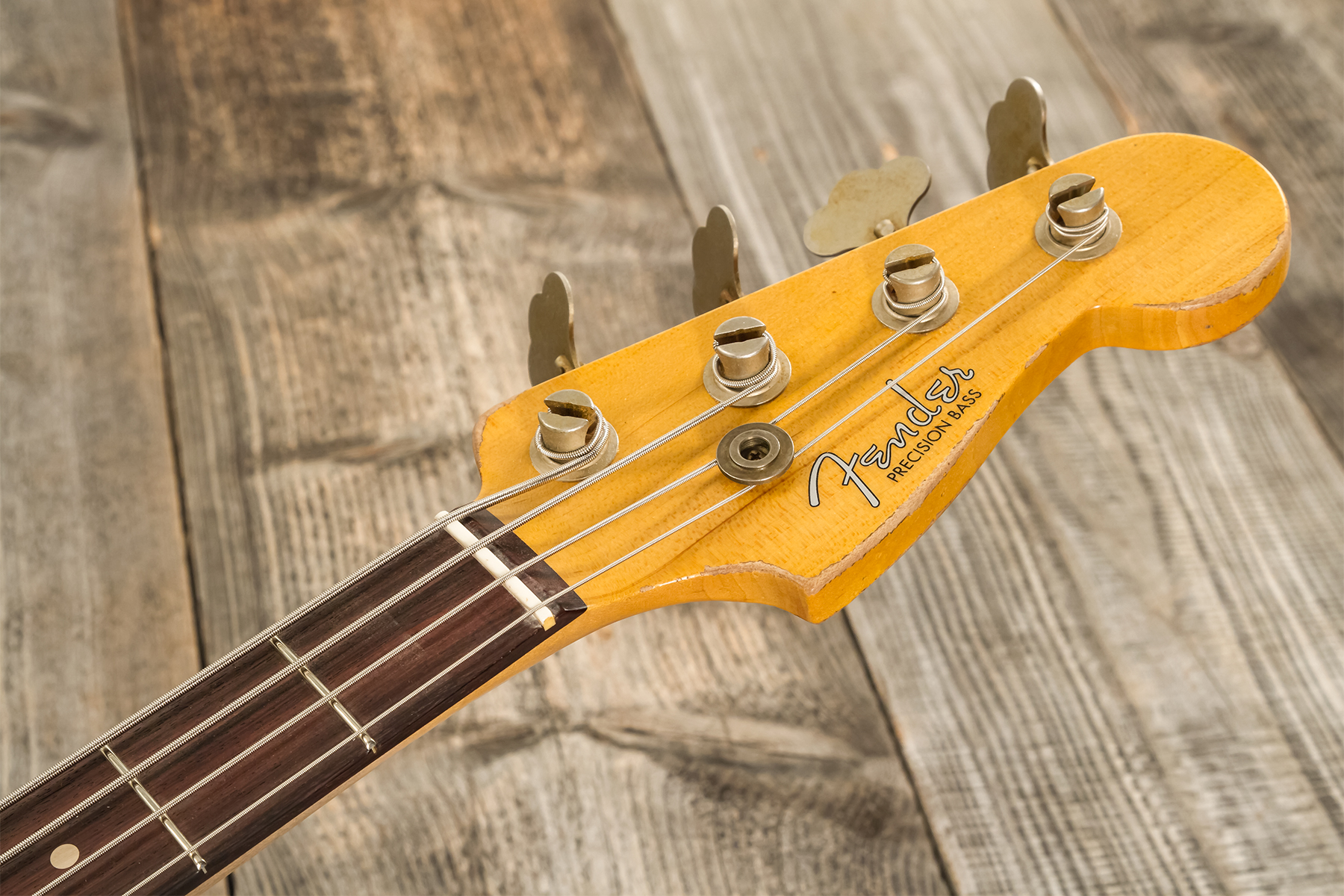 Fender Custom Shop Precision Bass 1964 Rw #r135935 - Heavy Relic Lake Placid Blue - Solidbody E-bass - Variation 8