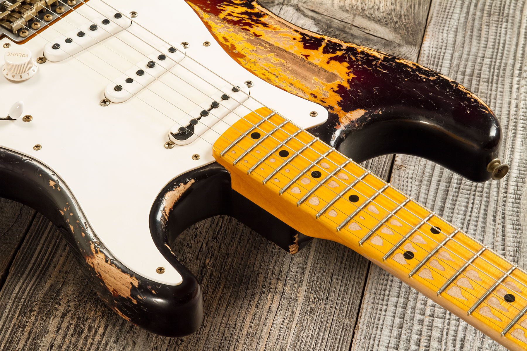 Fender Custom Shop Strat 1954 70th Ann. Mb A.hicks 3s Trem Mn #4681 - Super Heavy Relic 2-color Sunburst - E-Gitarre in Str-Form - Variation 4