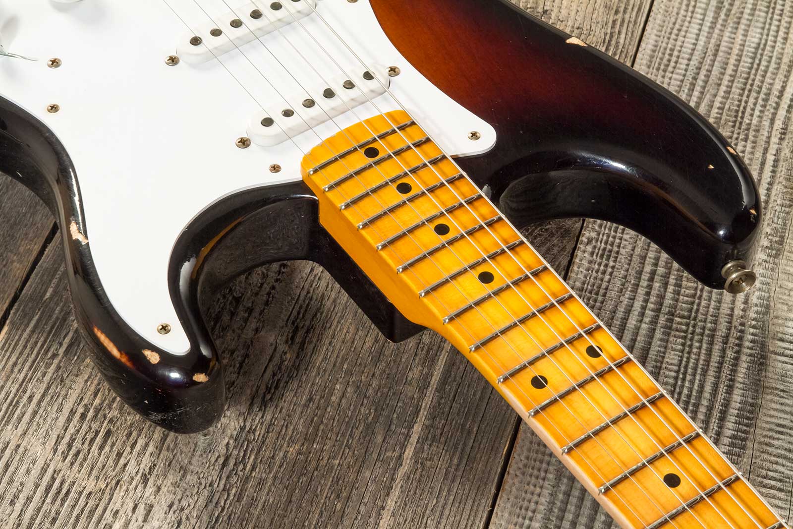 Fender Custom Shop Strat 1954 70th Anniv. 3s Trem Mn #xn4158 - Relic Wide-fade 2-color Sunburst - E-Gitarre in Str-Form - Variation 4