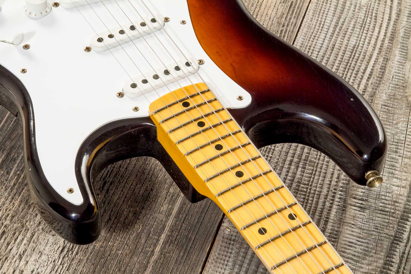 Fender Custom Shop Strat 1954 70th Anniv. 3s Trem Mn #xn4193 - Journeyman Relic Wide-fade 2-color Sunburst - E-Gitarre in Str-Form - Variation 5