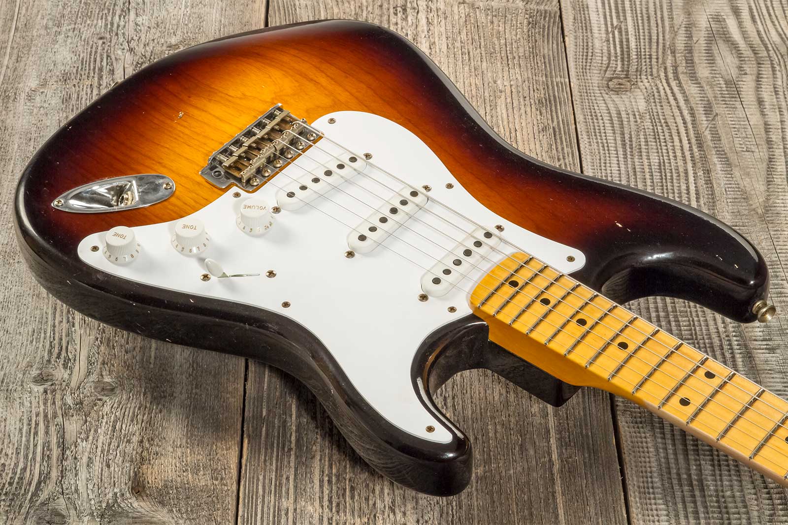 Fender Custom Shop Strat 1954 70th Anniv. 3s Trem Mn #xn4199 - Journeyman Relic Wide-fade 2-color Sunburst - E-Gitarre in Str-Form - Variation 2