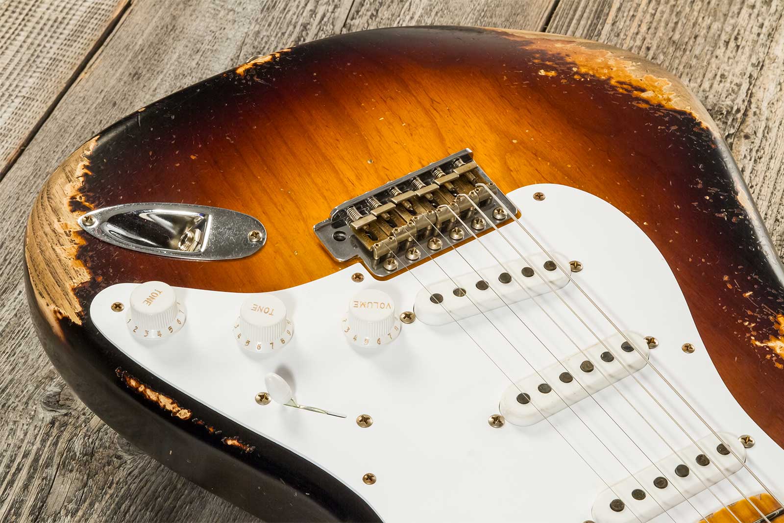 Fender Custom Shop Strat 1954 70th Anniv. 3s Trem Mn #xn4324 - Heavy Relic Wide Fade 2-color Sunburst - E-Gitarre in Str-Form - Variation 3