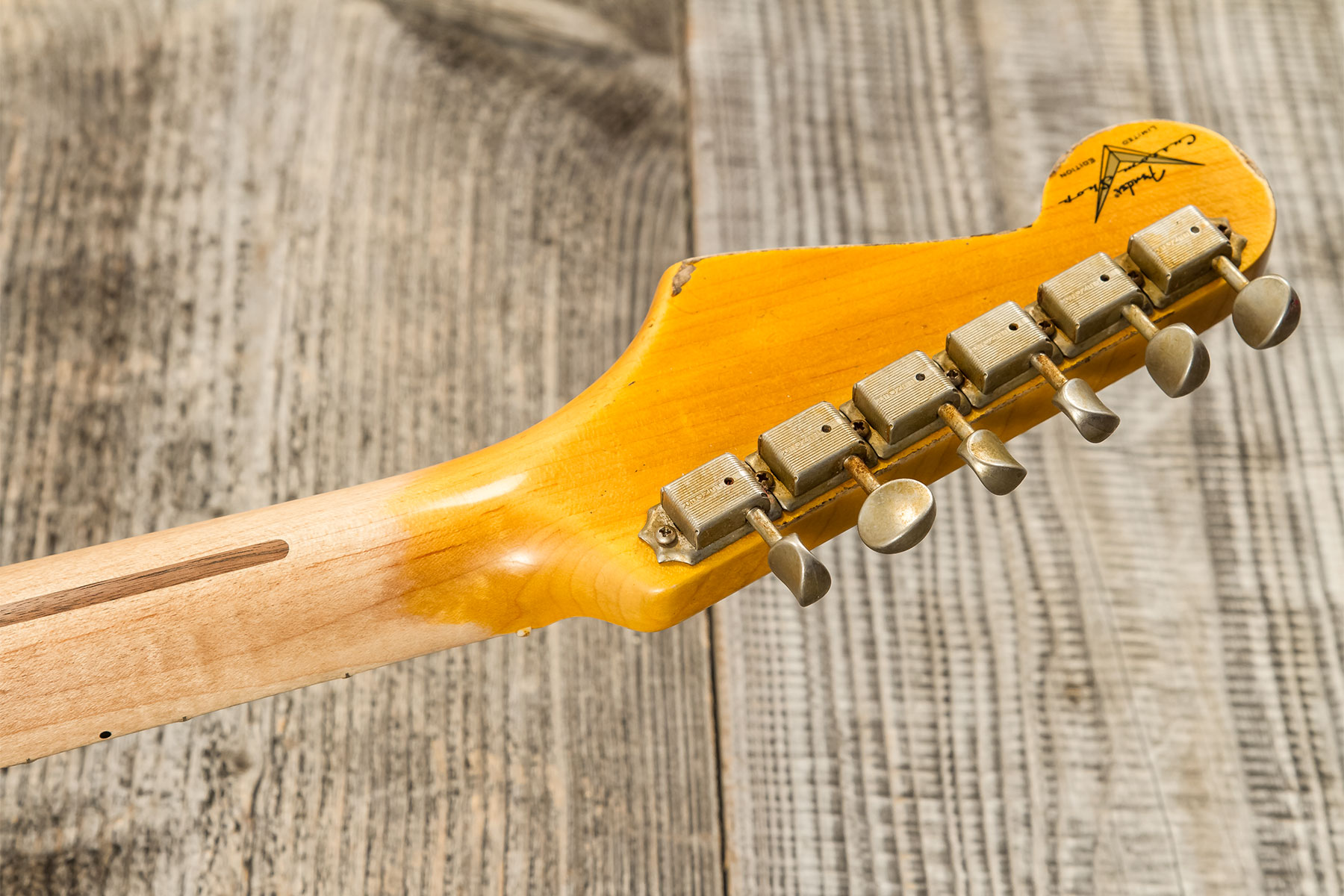 Fender Custom Shop Strat 1954 70th Anniv. 3s Trem Mn #xn4343 - Heavy Relic 2-color Sunburst - E-Gitarre in Str-Form - Variation 10