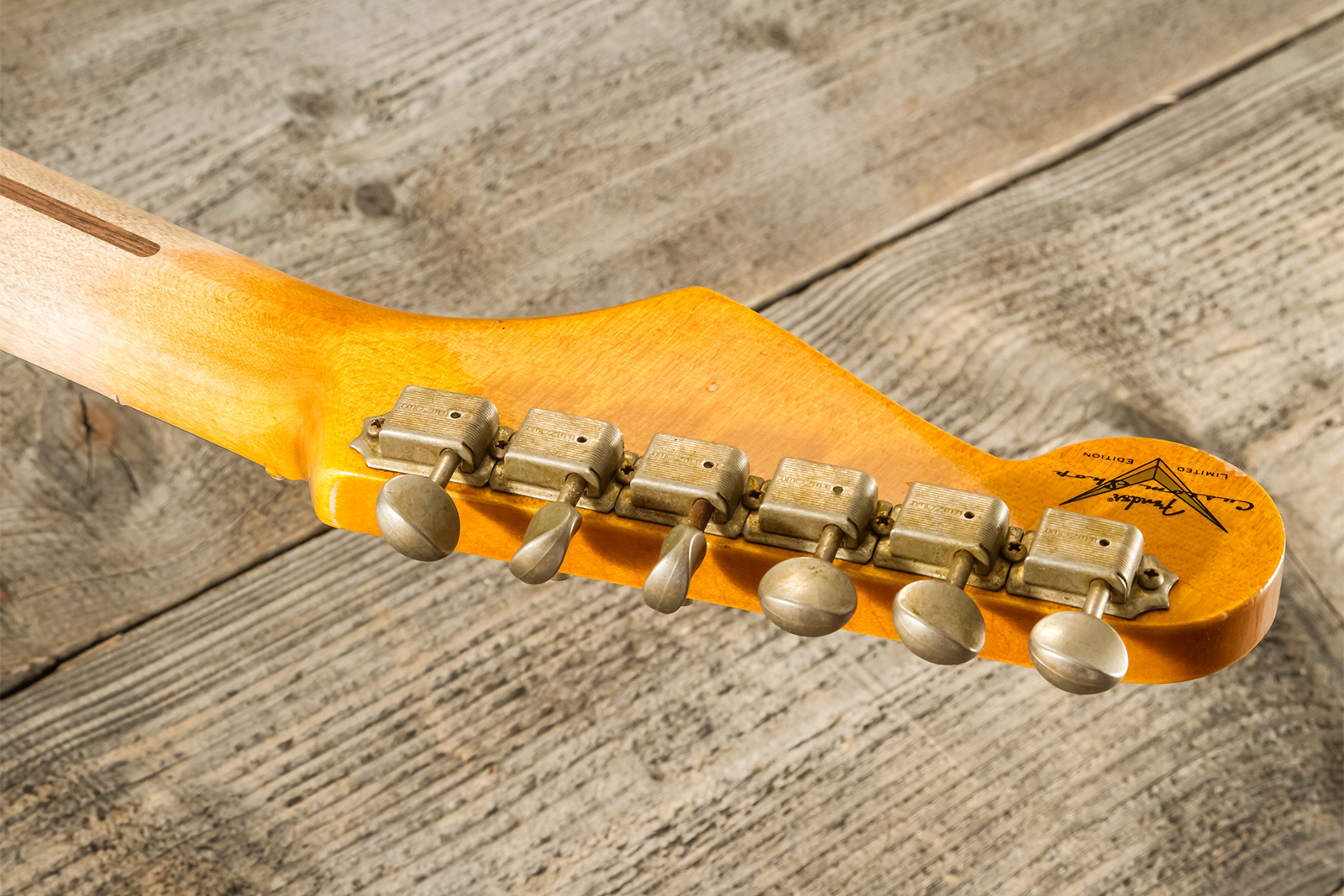 Fender Custom Shop Strat 1954 70th Anniv. 3s Trem Mn #xn4345 - Relic Wide-fade 2-color Sunburst - E-Gitarre in Str-Form - Variation 10