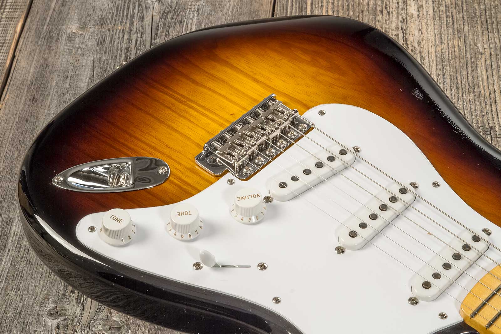 Fender Custom Shop Strat 1954 70th Anniv. 3s Trem Mn #xn4597 - Time Capsule Wide Fade 2-color Sunburst - E-Gitarre in Str-Form - Variation 3