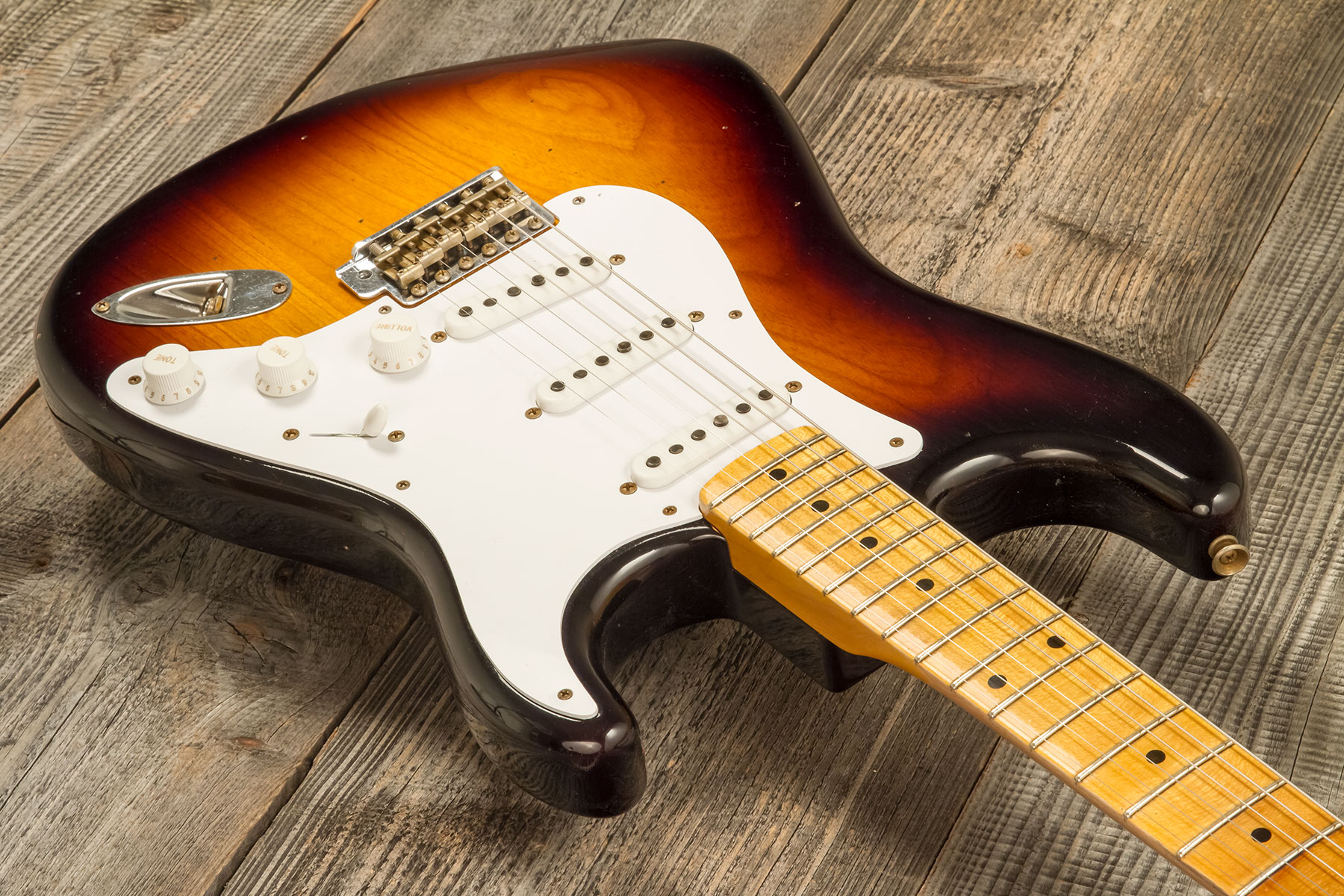 Fender Custom Shop Strat 1954 70th Anniv. 3s Trem Mn #xn4858 - Journeyman Relic 2-color Sunburst - E-Gitarre in Str-Form - Variation 2