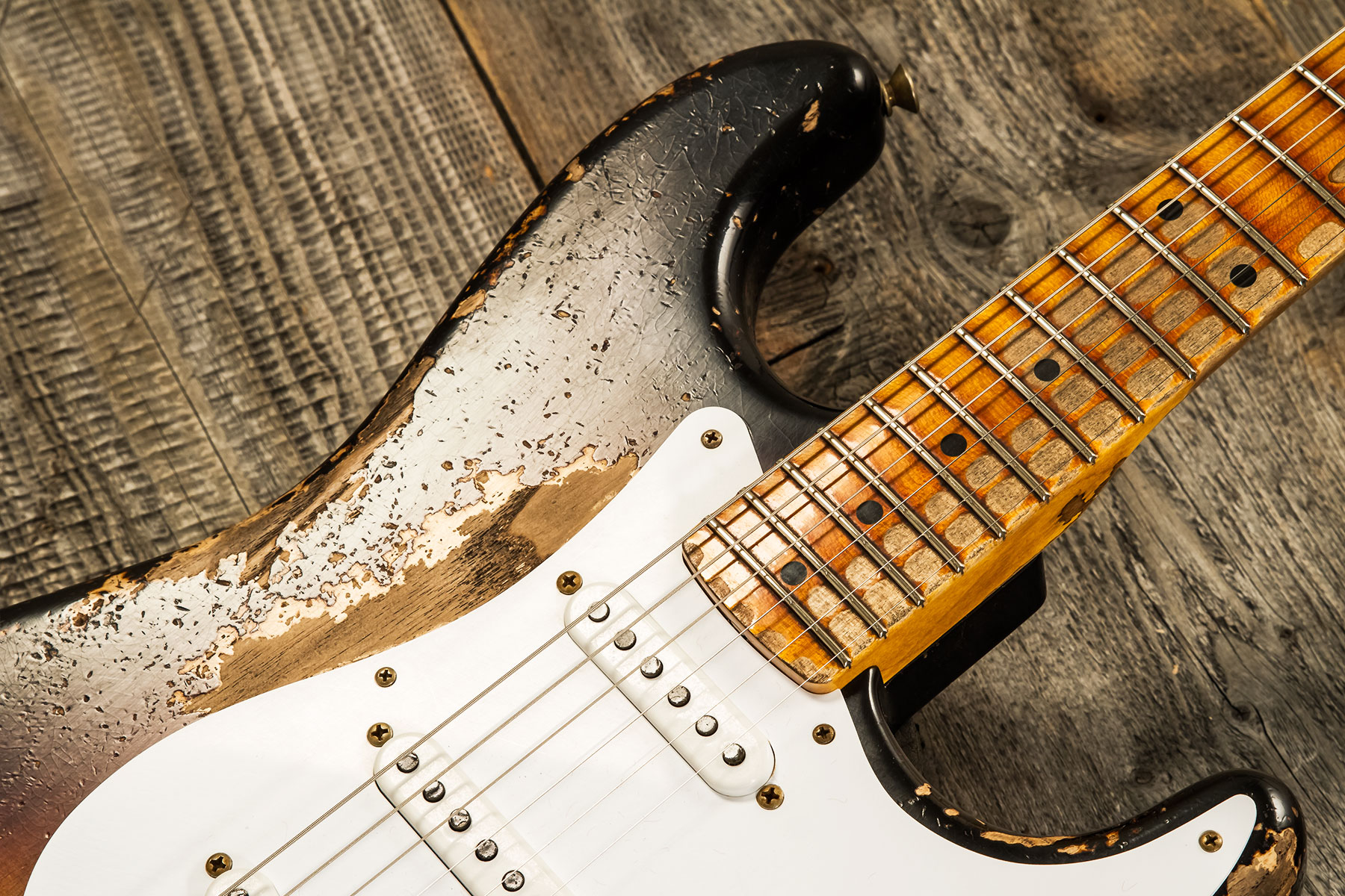 Fender Custom Shop Strat 1954 70th Anniv. 3s Trem Mn #xn4889 - Super Heavy Relic 2-color Sunburst - E-Gitarre in Str-Form - Variation 5